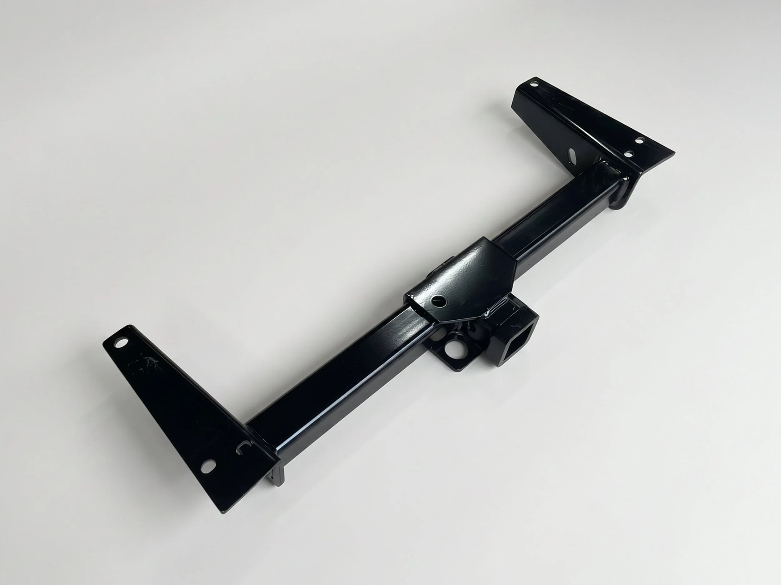1976-1991-grand-wagoneer-trailer-hitch-receiver-03.jpeg