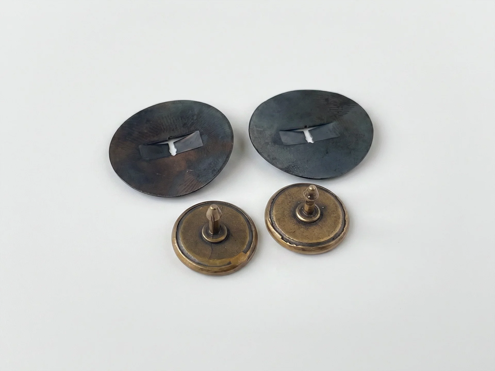 jeep-levis-style-unscripted-seat-buttons-02.jpg