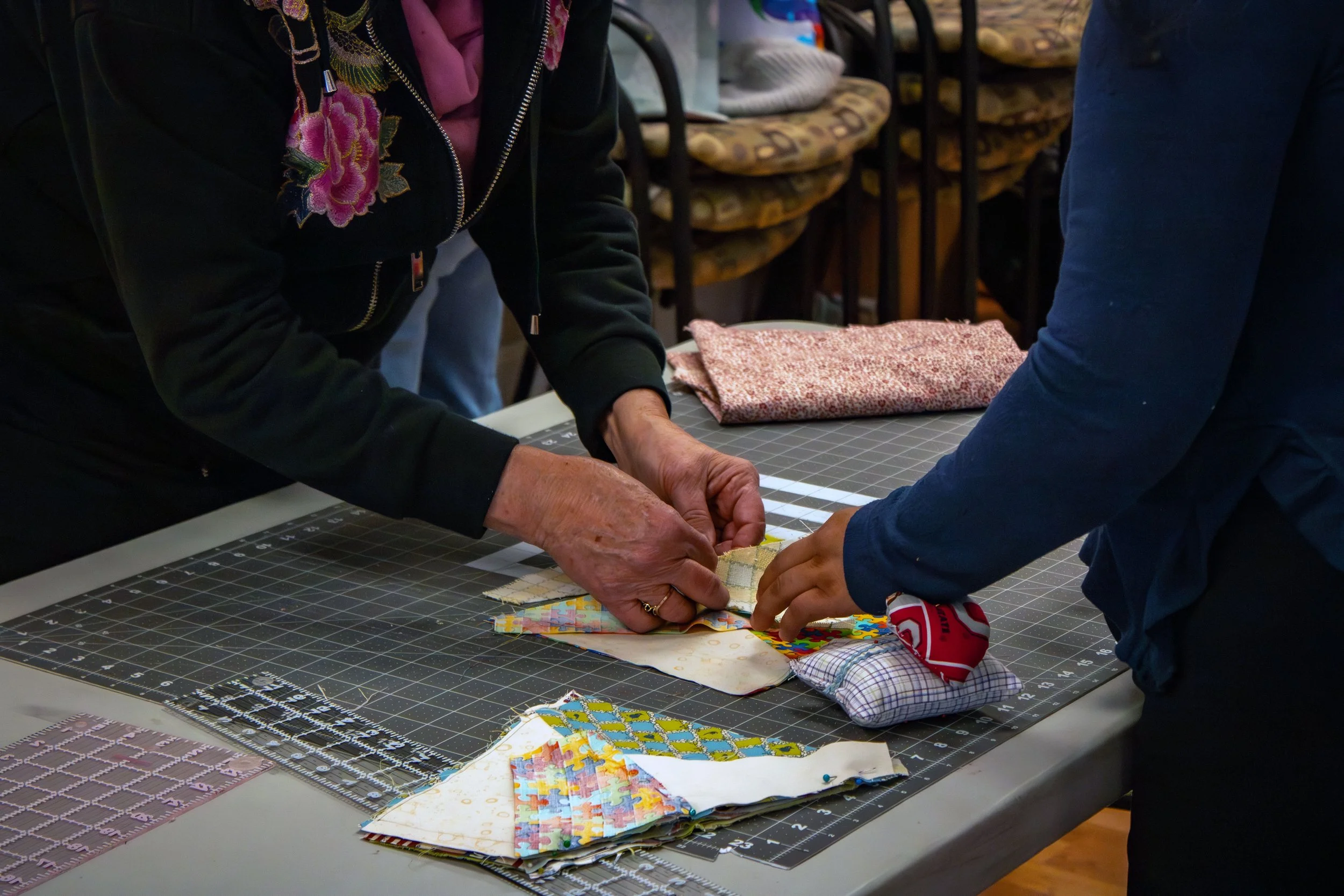 Free art programs for immigrants and refugees in Cincinnati