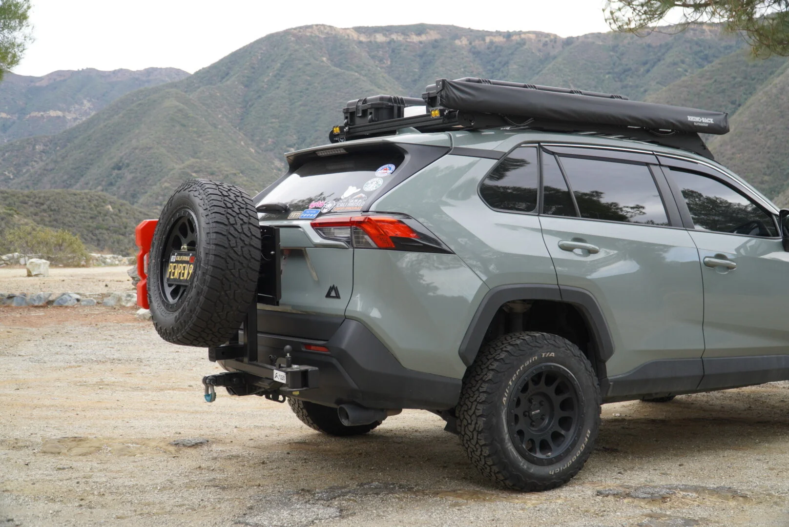 rav4swingout.JPG