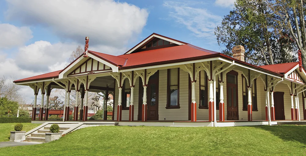 Te Runanga Tea House &amp; Rotunda
