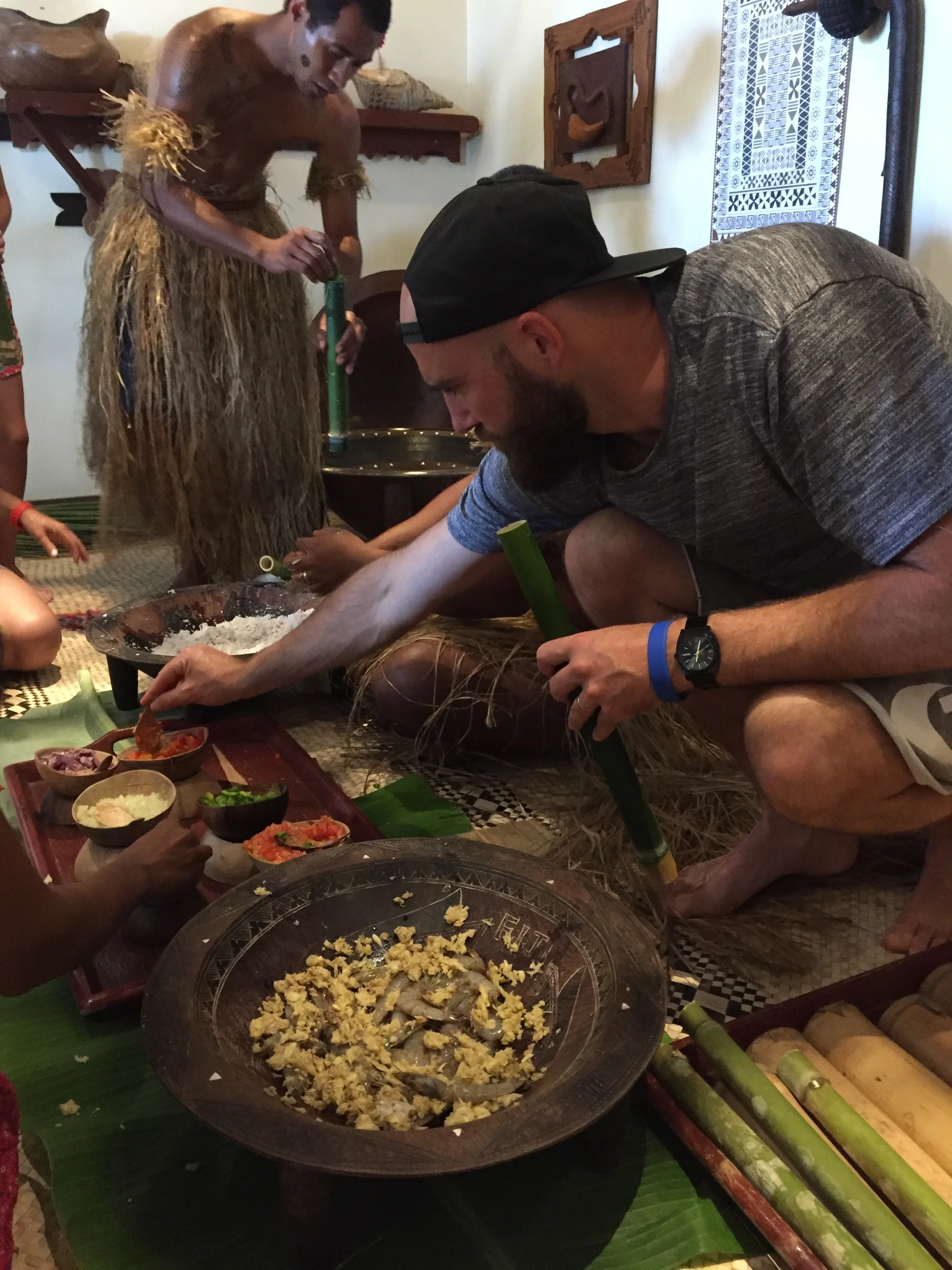 Cooking prawns traditionally.JPG