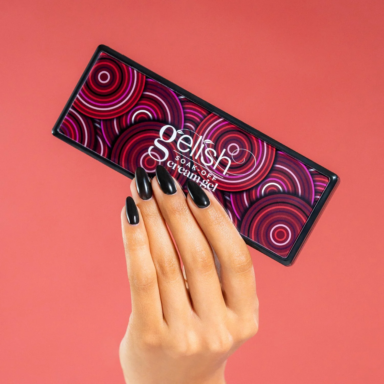 19774-GEL-CreamGel-Hand-Photo-GettingReddy-Black-3.jpg