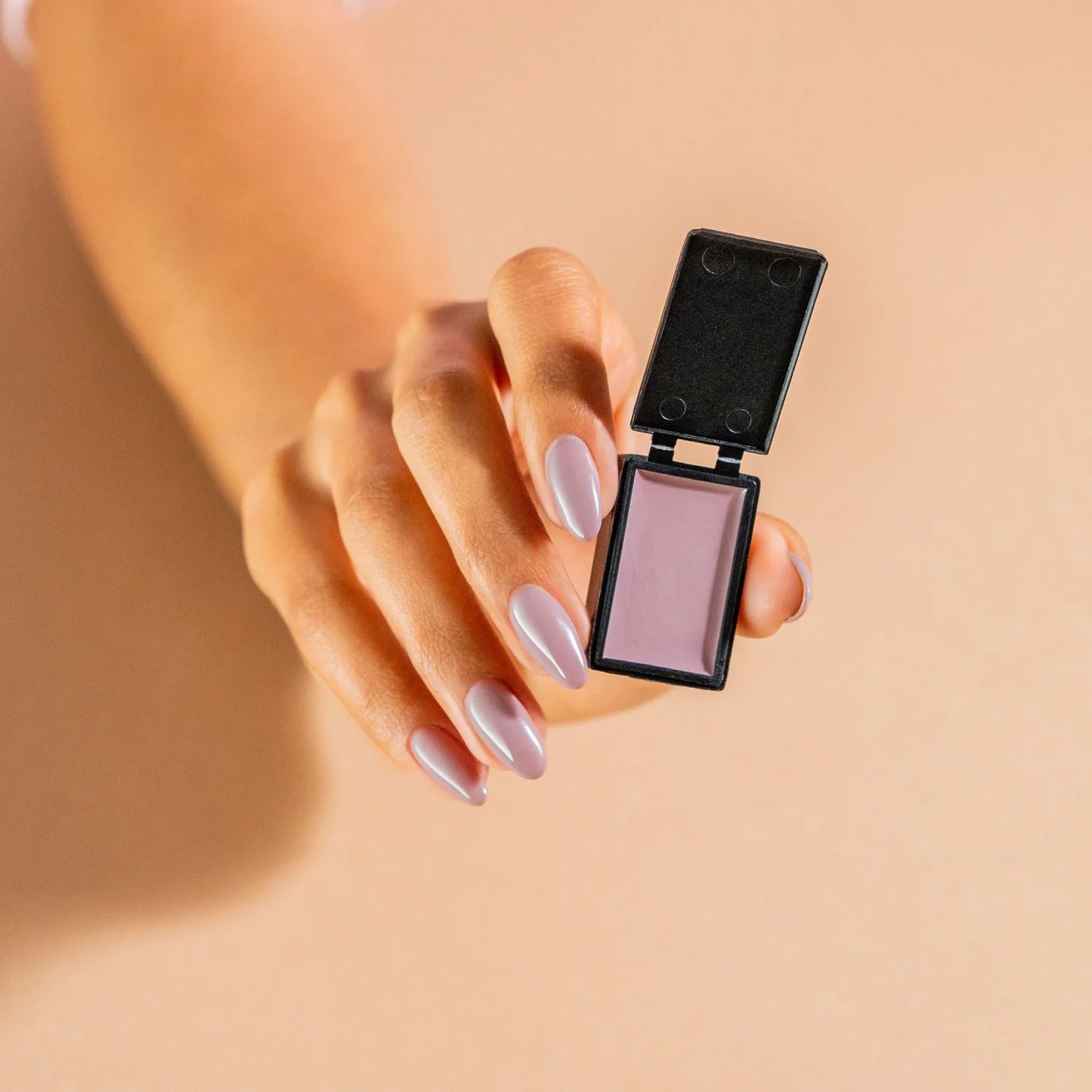 19774-GEL-CreamGel-Hand-Photo-PutItInNeutral-Mauve10 copy.jpg
