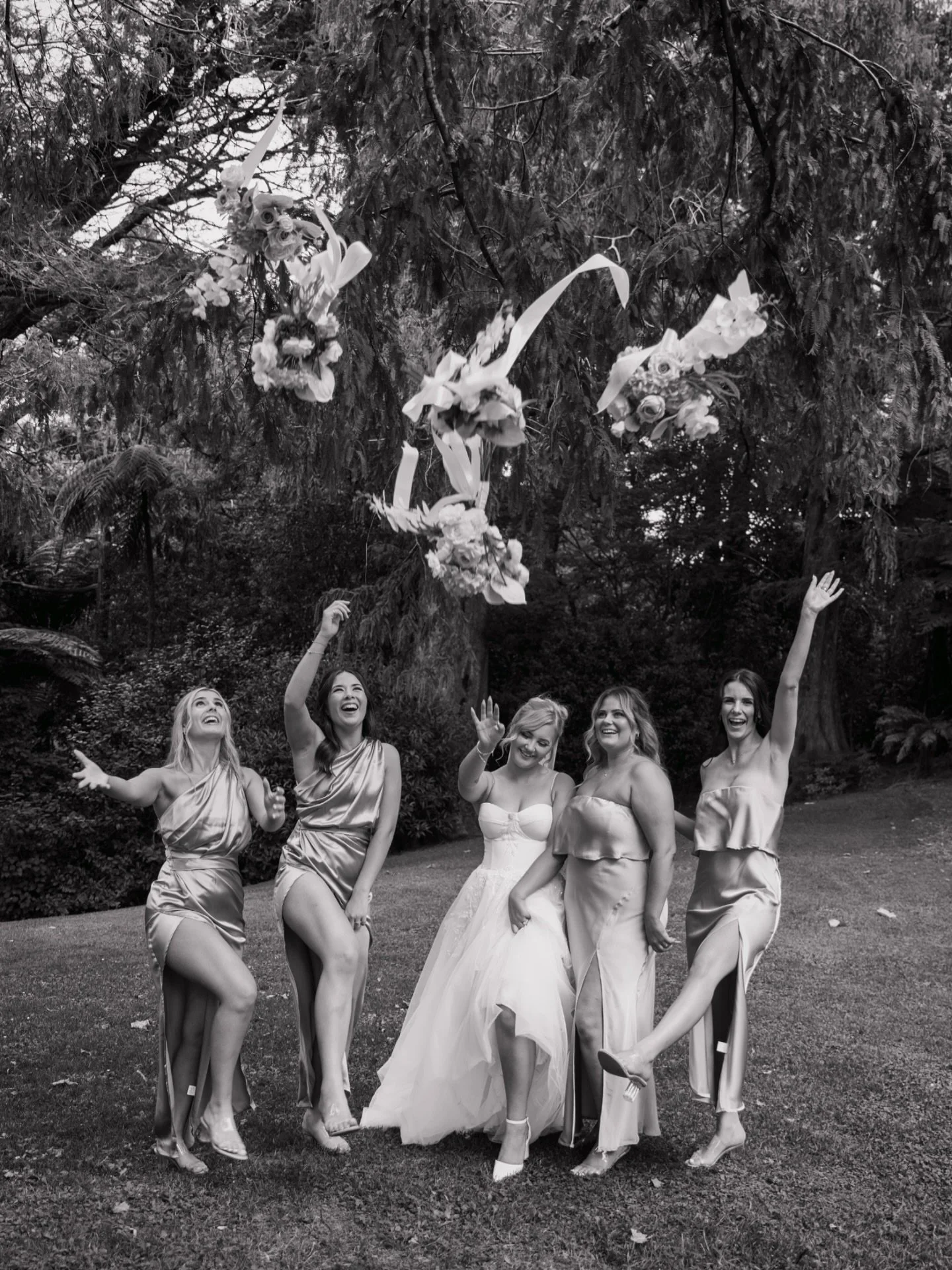 Happy Fri-YAY! 💐 
See Amie &amp; Benjamin&rsquo;s beautiful day in our real wedding gallery, online now: 👉www.brideandgroom.co.nz/inspiration/amie-benjamin
Photography: @fleckandforestphotography 
@amieneilson_ / @dylinsbridal / @petalandpup / @ste