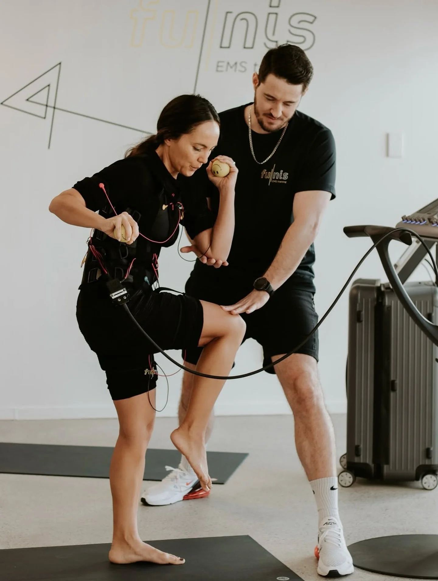 WIN 🤍 GIVEAWAY // Enter Now! Get stronger, leaner, and more energised - in just 20 minutes with @funis_ems_training 💪 Using low-frequency impulses to activate deep muscle contractions, it&rsquo;s the perfect&nbsp;way to supercharge your pre-wedding
