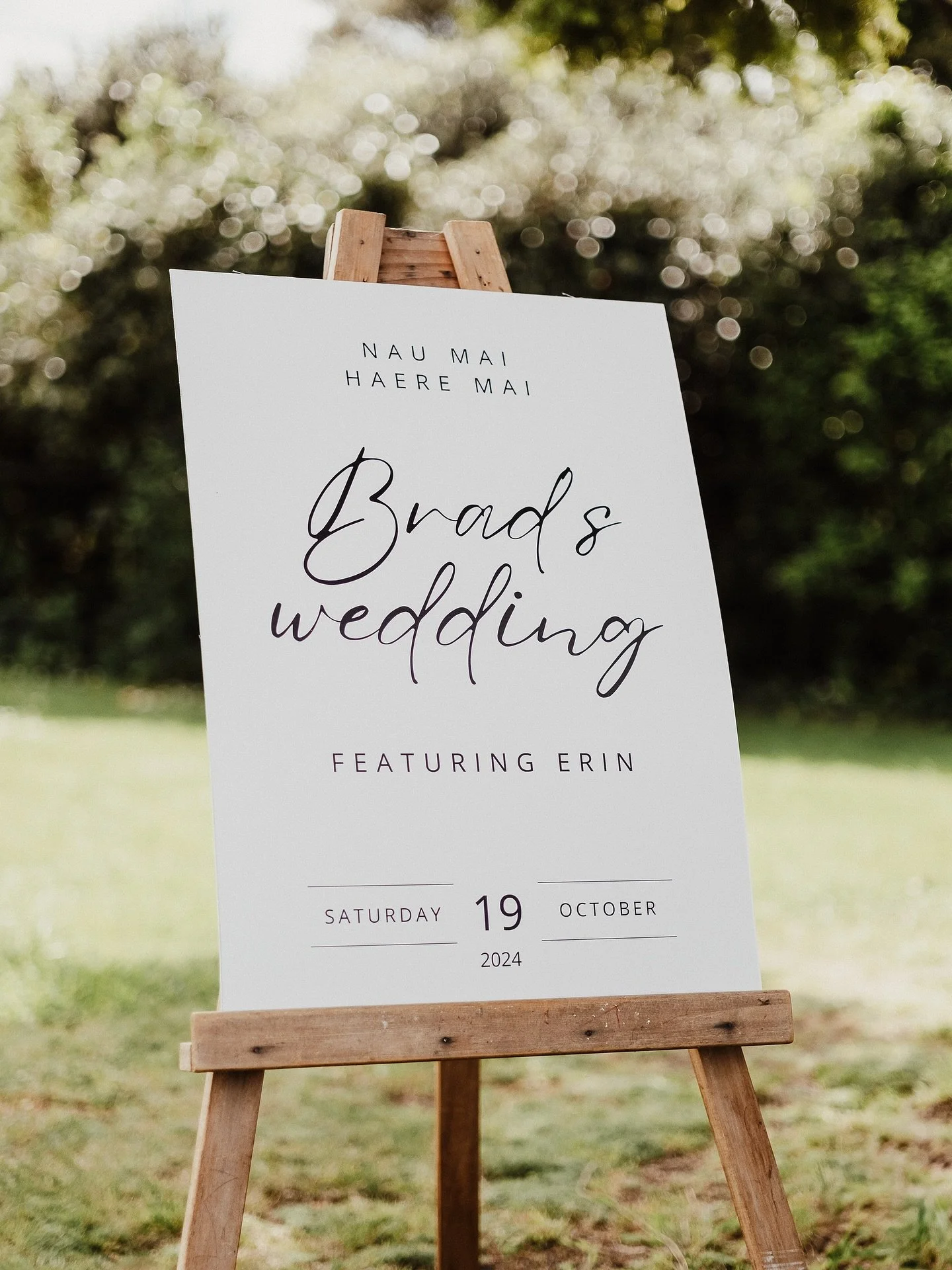 WEDDING FUN 😆 // &lsquo;One of the lighthearted highlights was our welcome sign, which cheekily read: &ldquo;Welcome to Brad&rsquo;s wedding featuring Erin&rdquo;. Let&rsquo;s just say that was the outcome of three heated rounds of paper, scissors, 