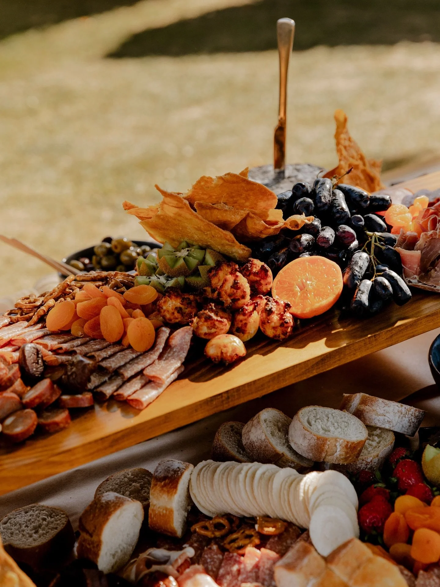 LOVE // A sumptuous charcuterie board. 
Tasha &amp; Ryan&rsquo;s gorgeous wedding focused on keeping stress low and joy high. See all the details in their wedding feature 👉
www.brideandgroom.co.nz/inspiration/tasha-ryan
Catering: @good_times_food 
?