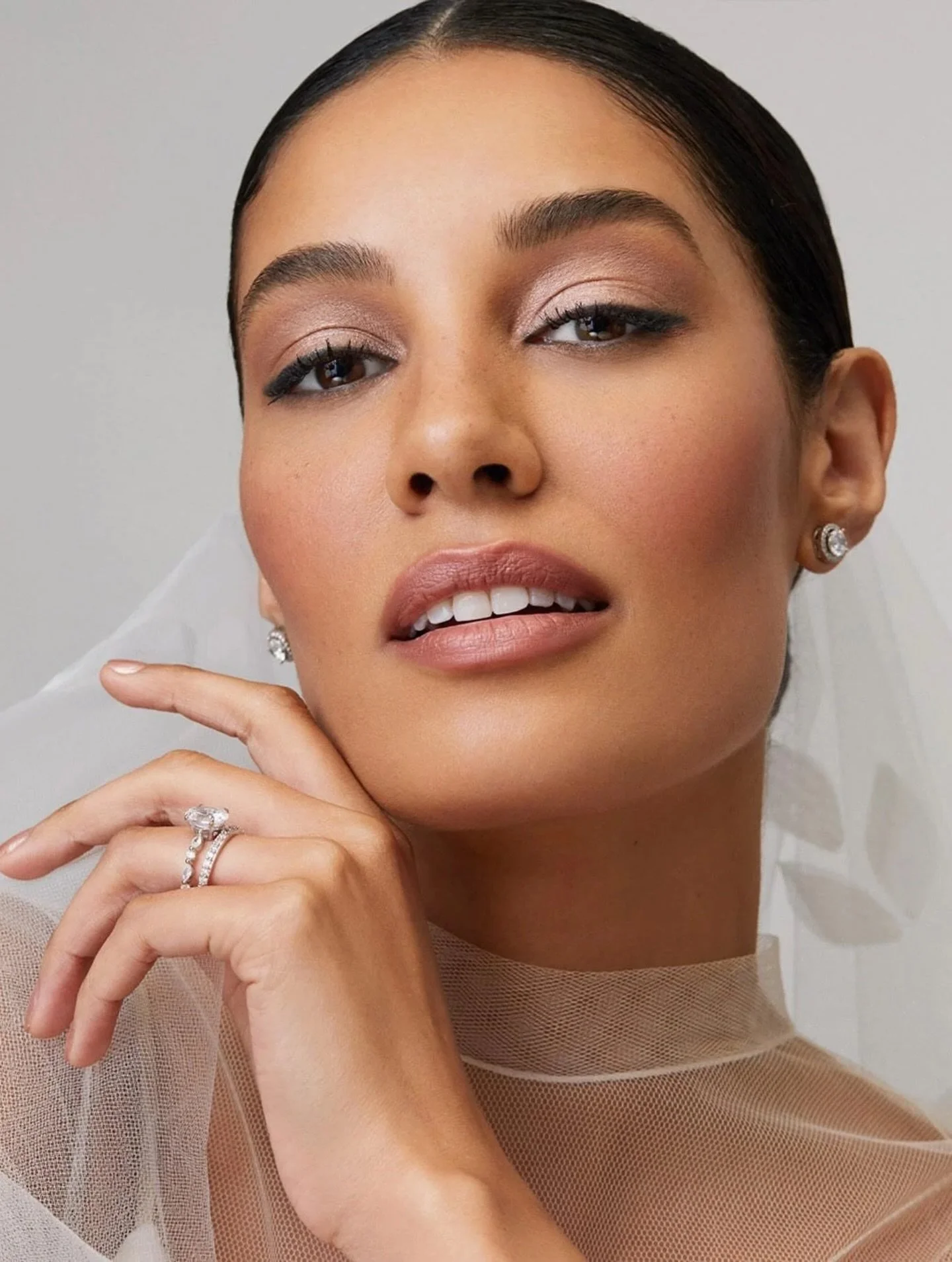 WIN 🤍 GIVEAWAY ALERT // Glow into your wedding day with the ultimate @bobbibrownanz Bridal Glow Kit &mdash; the perfect prep for flawless, radiant, wedding-ready skin. Enter Now to win Bobbi Brown&rsquo;s most-loved skincare essentials - this powerh