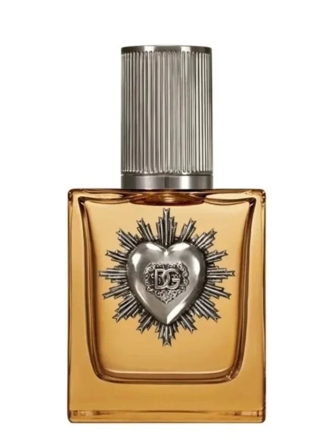 DG_FF25_DEVOTION_FOR_MEN_PARFUM_50ML_8054754403145_LINEUP_PRIMARY_JPEG_2000X2000_NO_REFL_RGB_300DPI.jpg