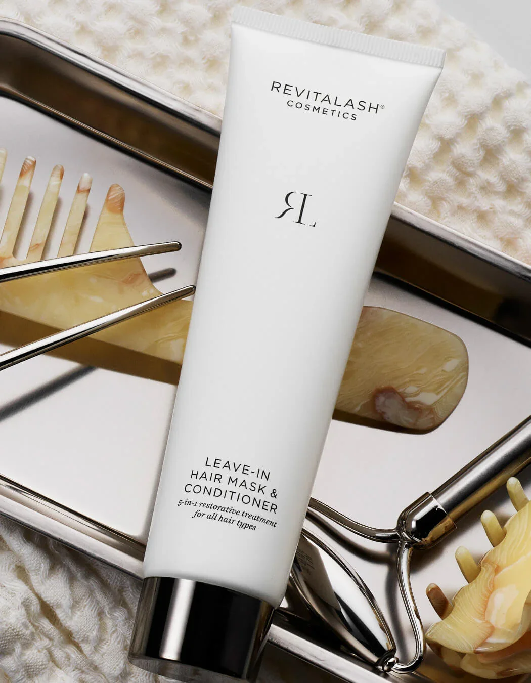 revitalash-hair-mask-0326-pdp-image-lifestyle.webp