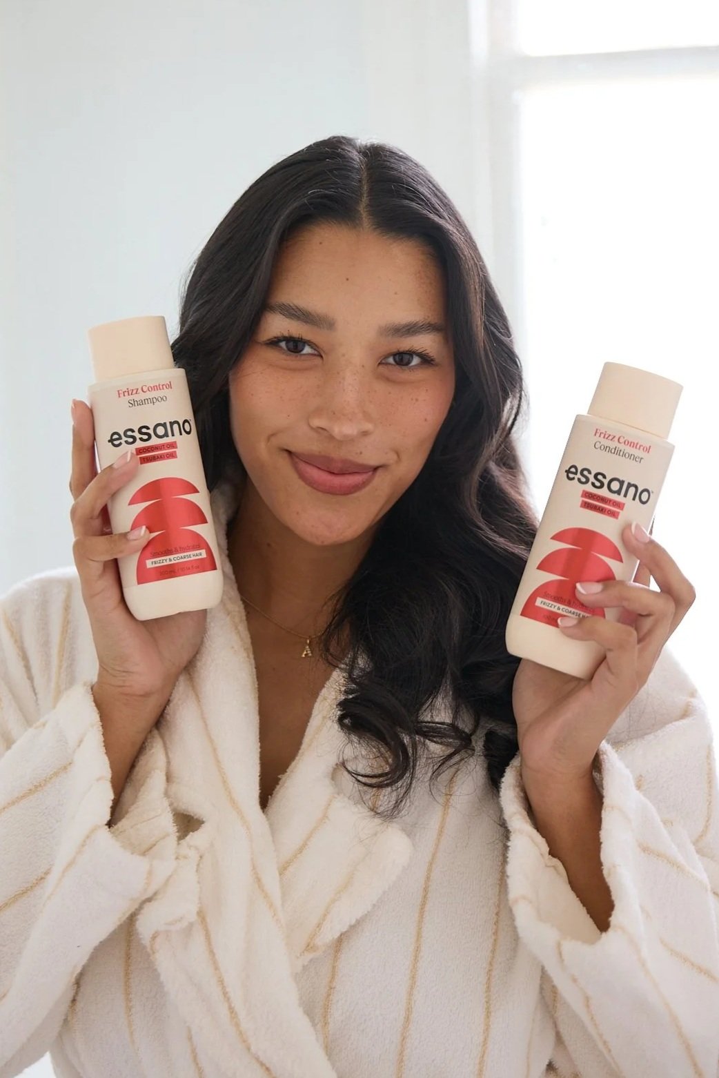 20260500_ESS_Haircare_Social_64.jpg