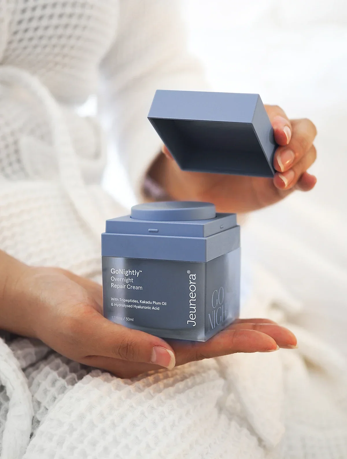 Jeuneora-GoNightly-Overnight-Repair-Cream-C_7ede4f12-1f2e-4021-85f1-972af5f58656.webp
