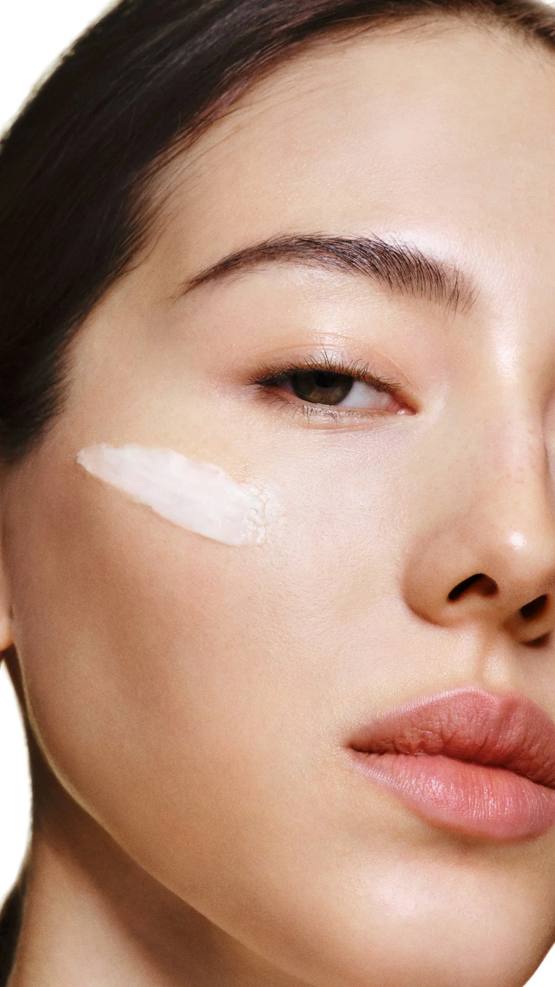 Bobbi Brown, Vitamin Enriched Face Base+, 100ml, RRP$206, Lifestyle (1).jpg