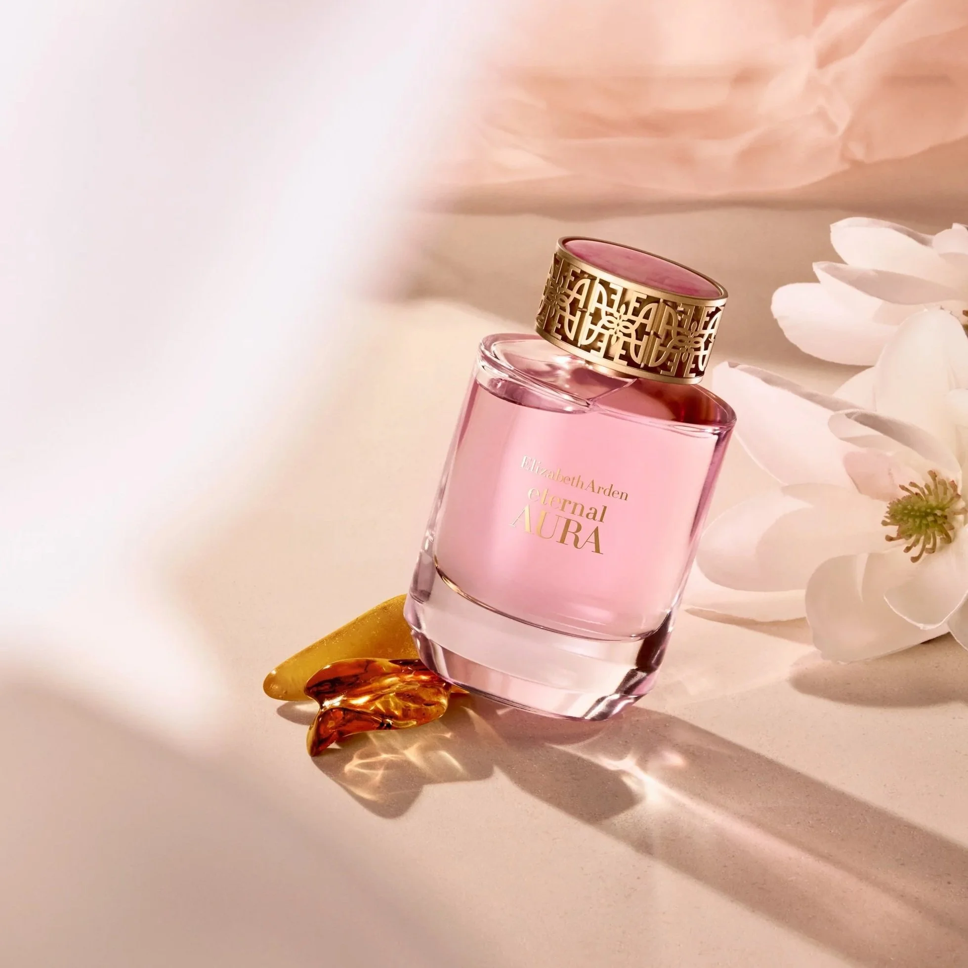 SH5_Aura-Bottle-Flat-Lay_277.jpg