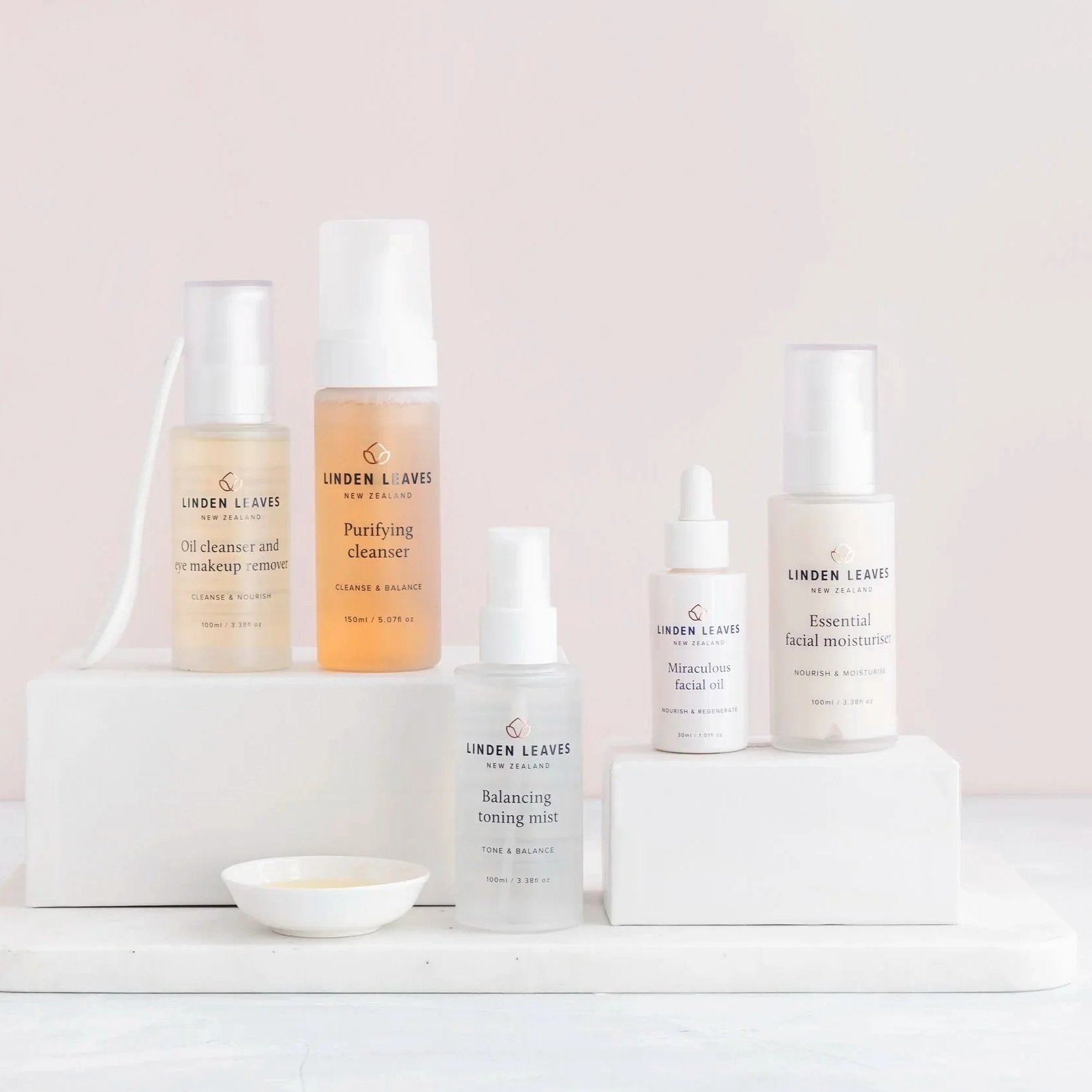 Natural%2BSkincare_routine_standing.jpg