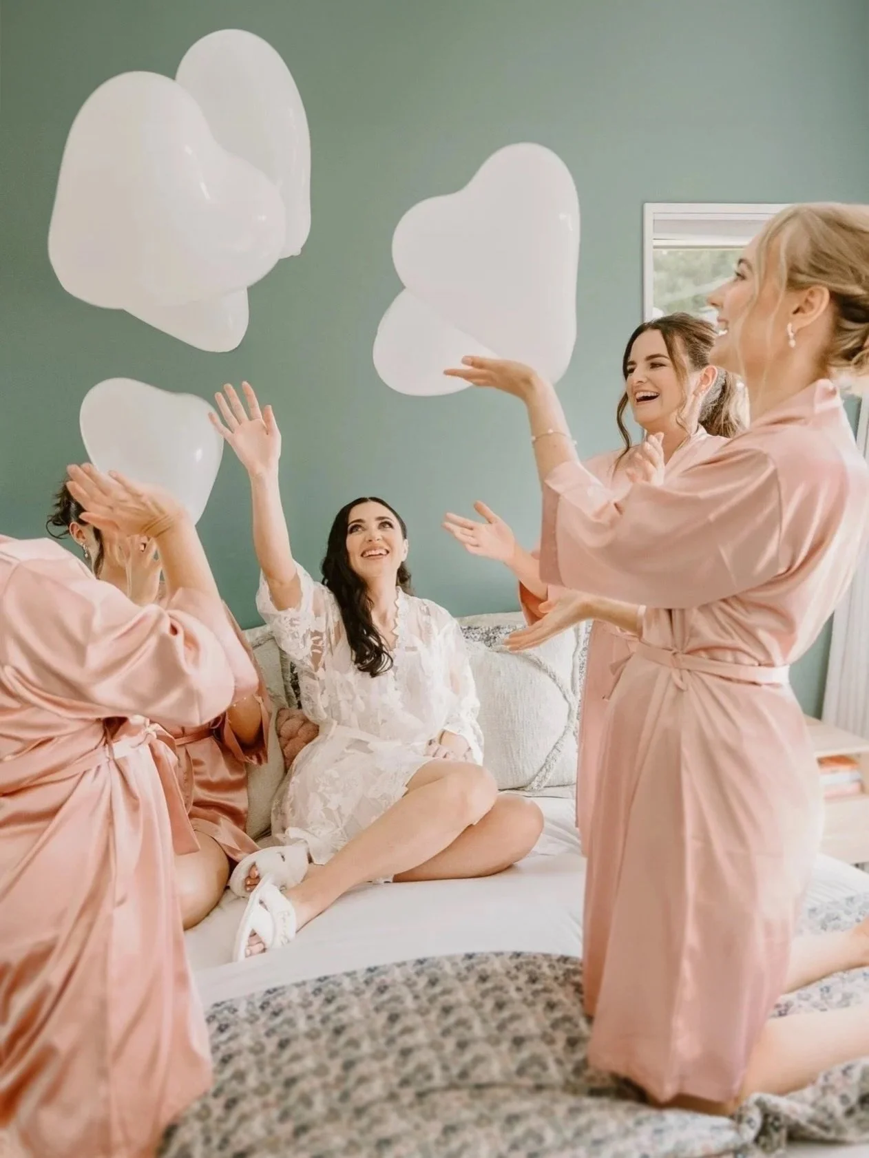 WIN // GIVEAWAY ✨ Make your wedding morning even more beautiful with @thesleepovernz 🤍 We have a $250 gift card to give away, which you can spend on gorgeous bridal robes, pyjamas and accessories for you and your bridal party. Add personalised names