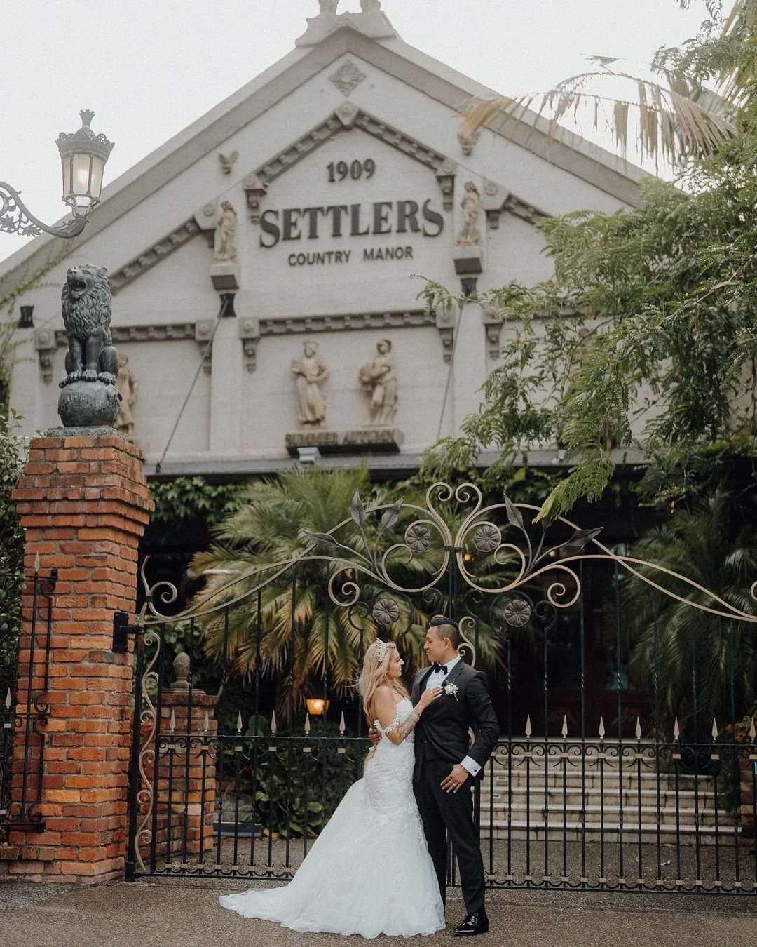 auckland-wedding-venue-couple-photography.jpeg
