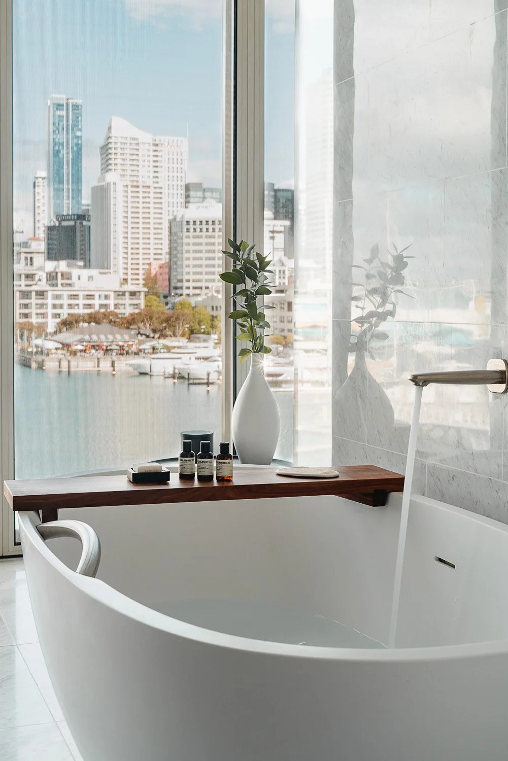 ParkHyattAucklandbathroom.jpg