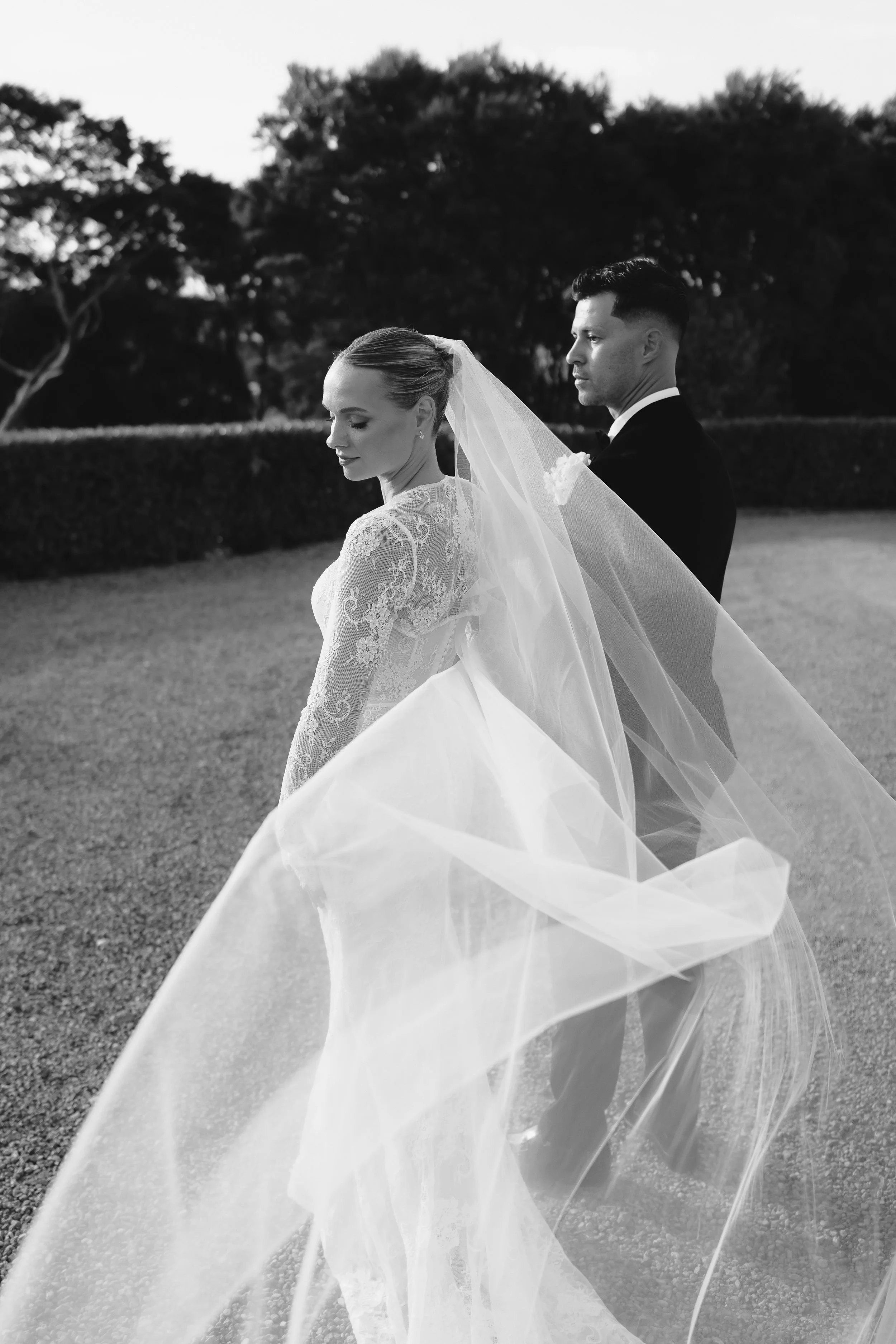 N&JWeddingB&W-1145.jpg