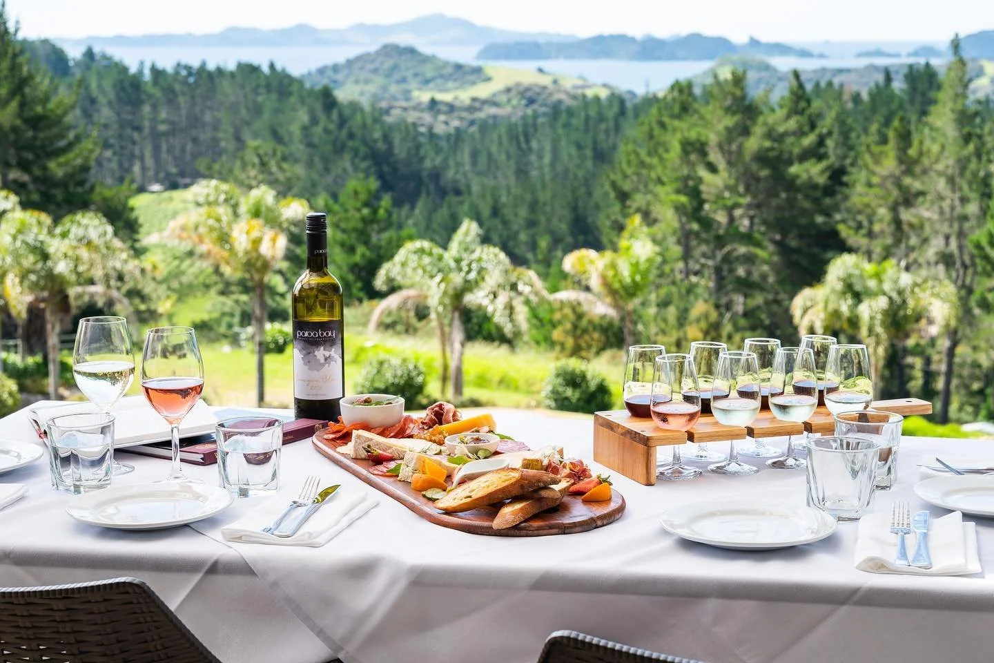 Paroa Bay Winery lunchn.jpg