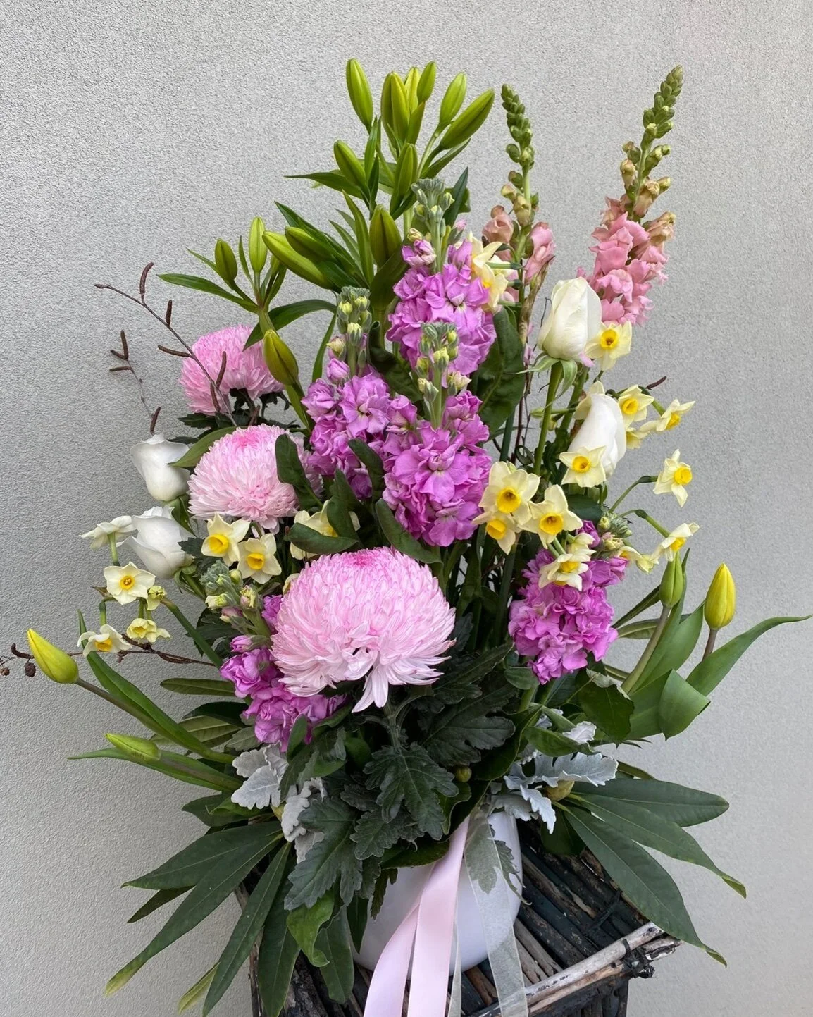 FEE95616-6F4E-41BE-A36F-C56D3D74AB27