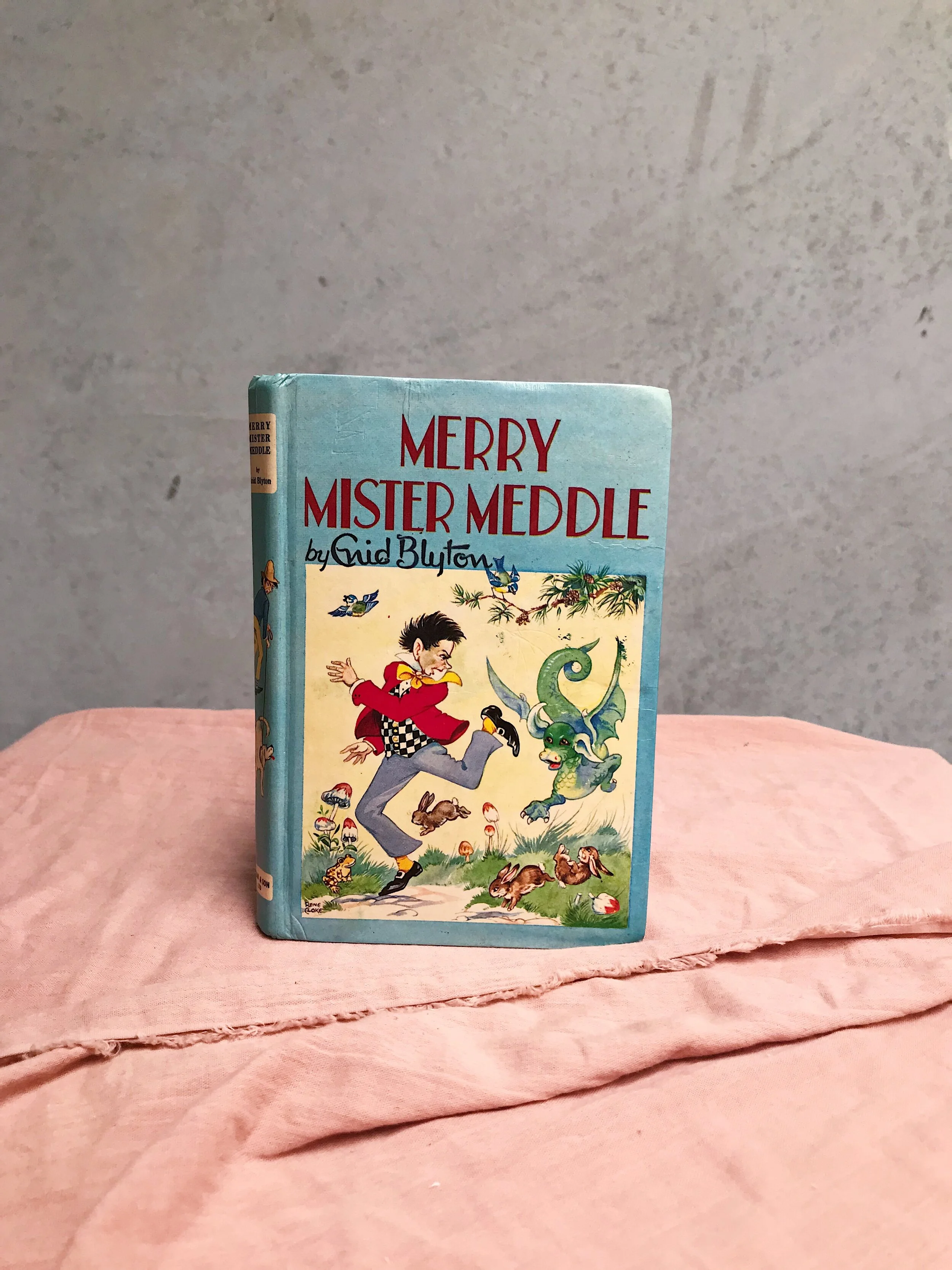 E36AFA9E-2D4B-4C1A-BB83-31E4396B5135