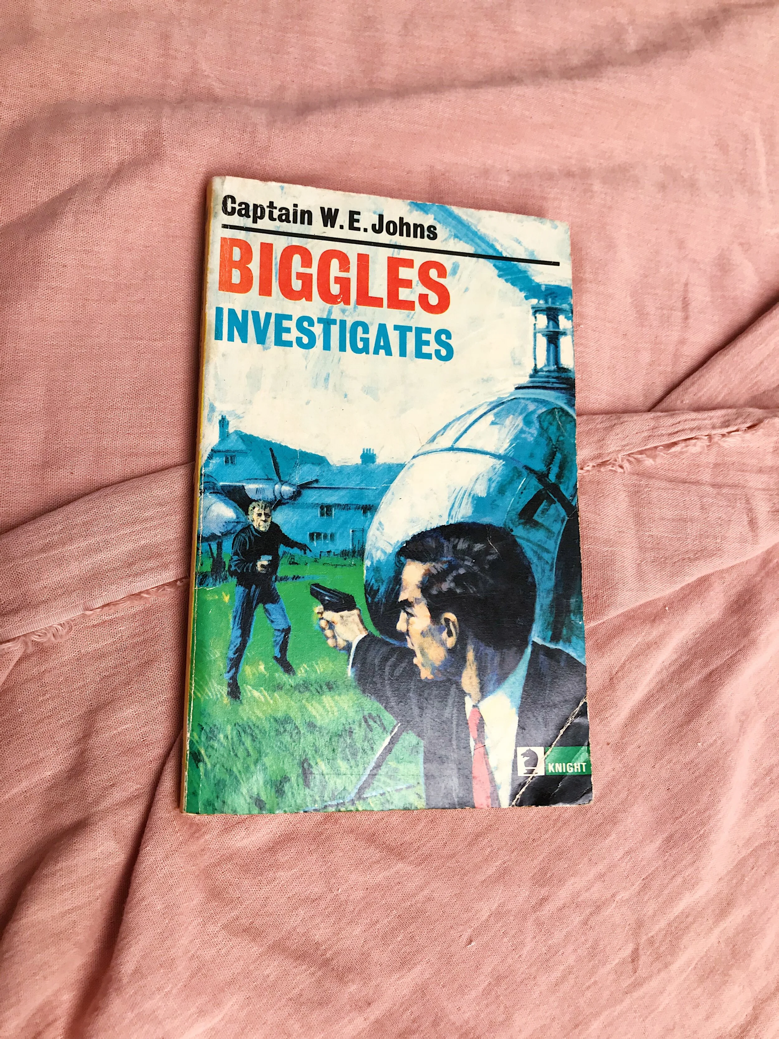 DC5E11E8-4B97-4D2F-BC52-FE48F599D9C8