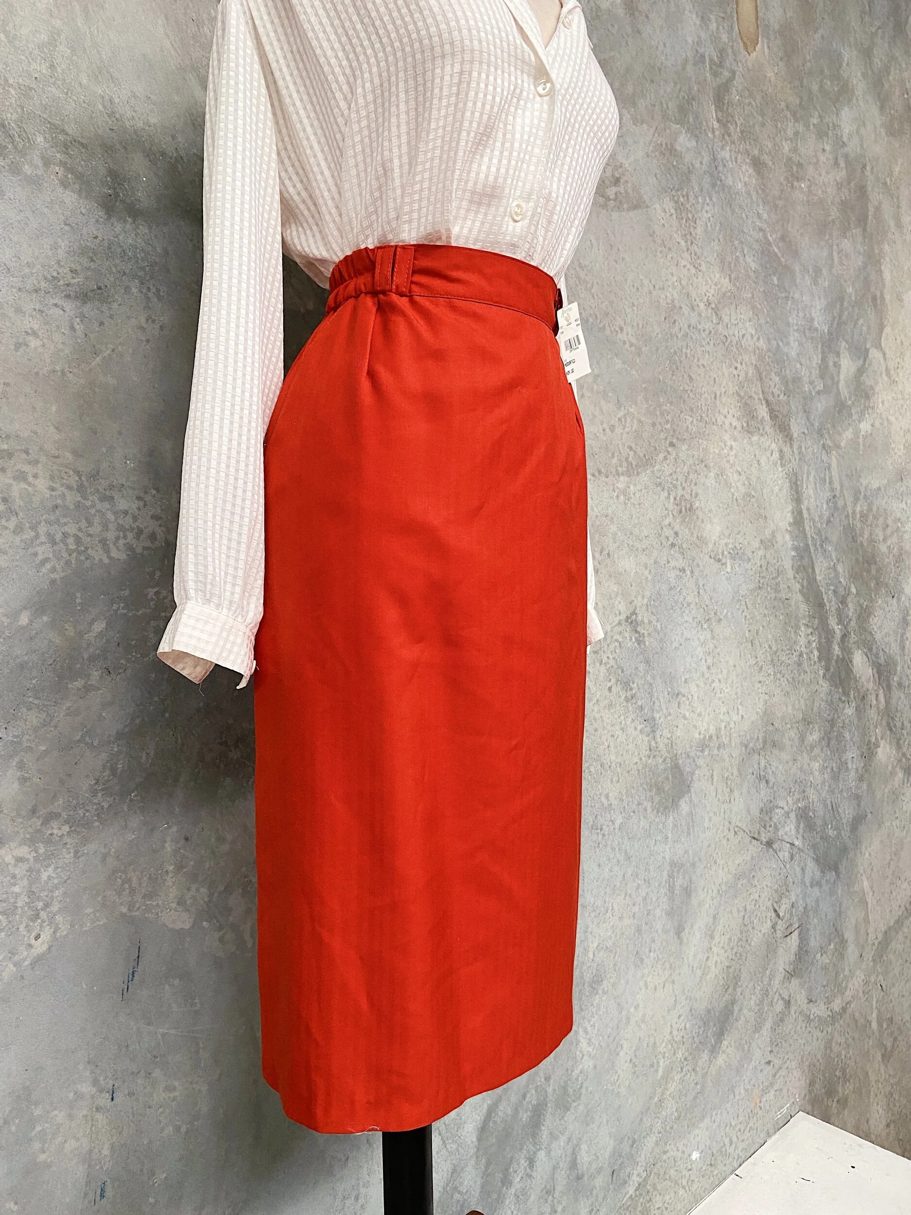 F9B4F1E4-898F-4DE3-A1AF-D7B14092A677