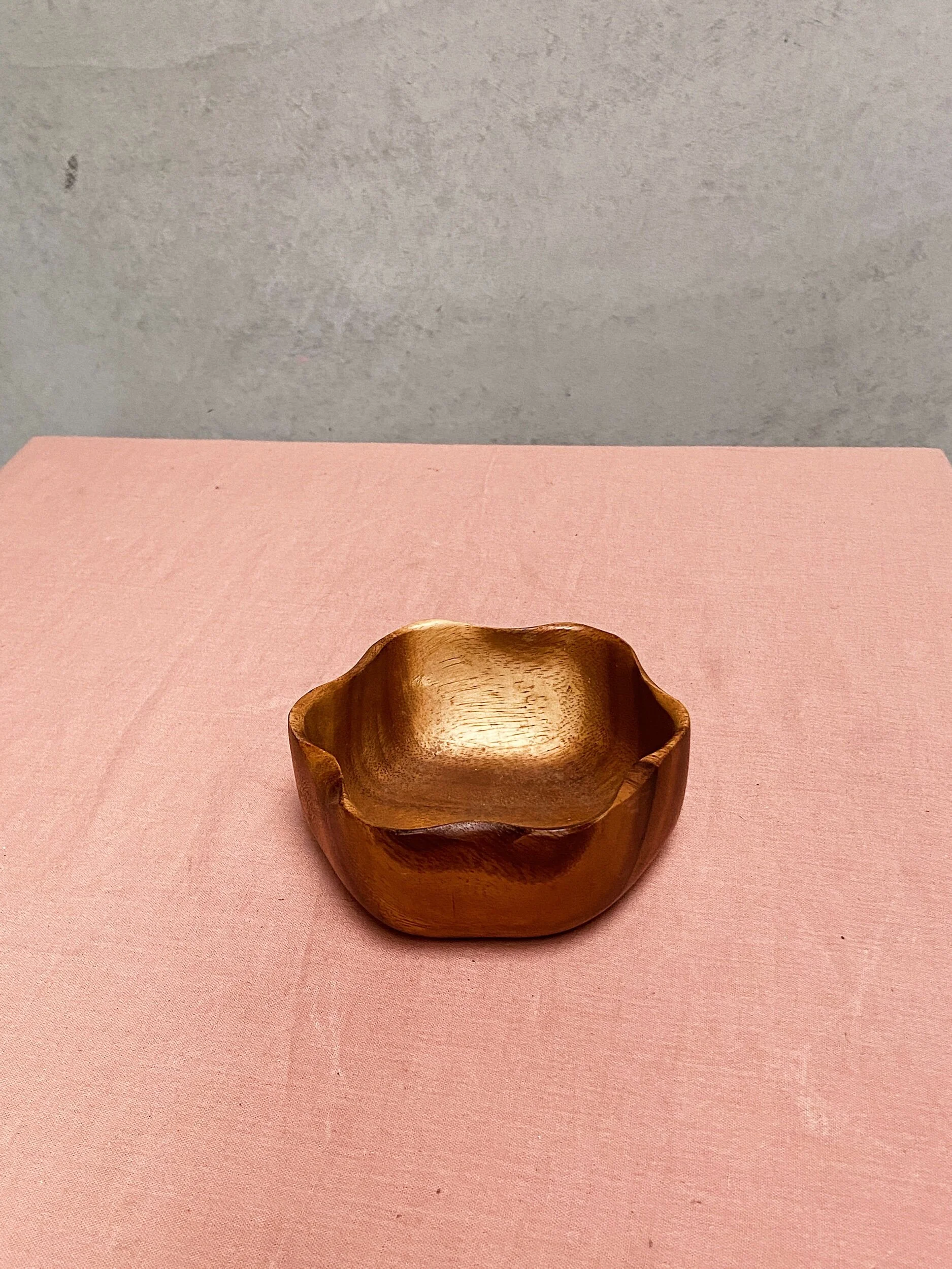 97B381B3-0555-4A35-8632-113F112CF877