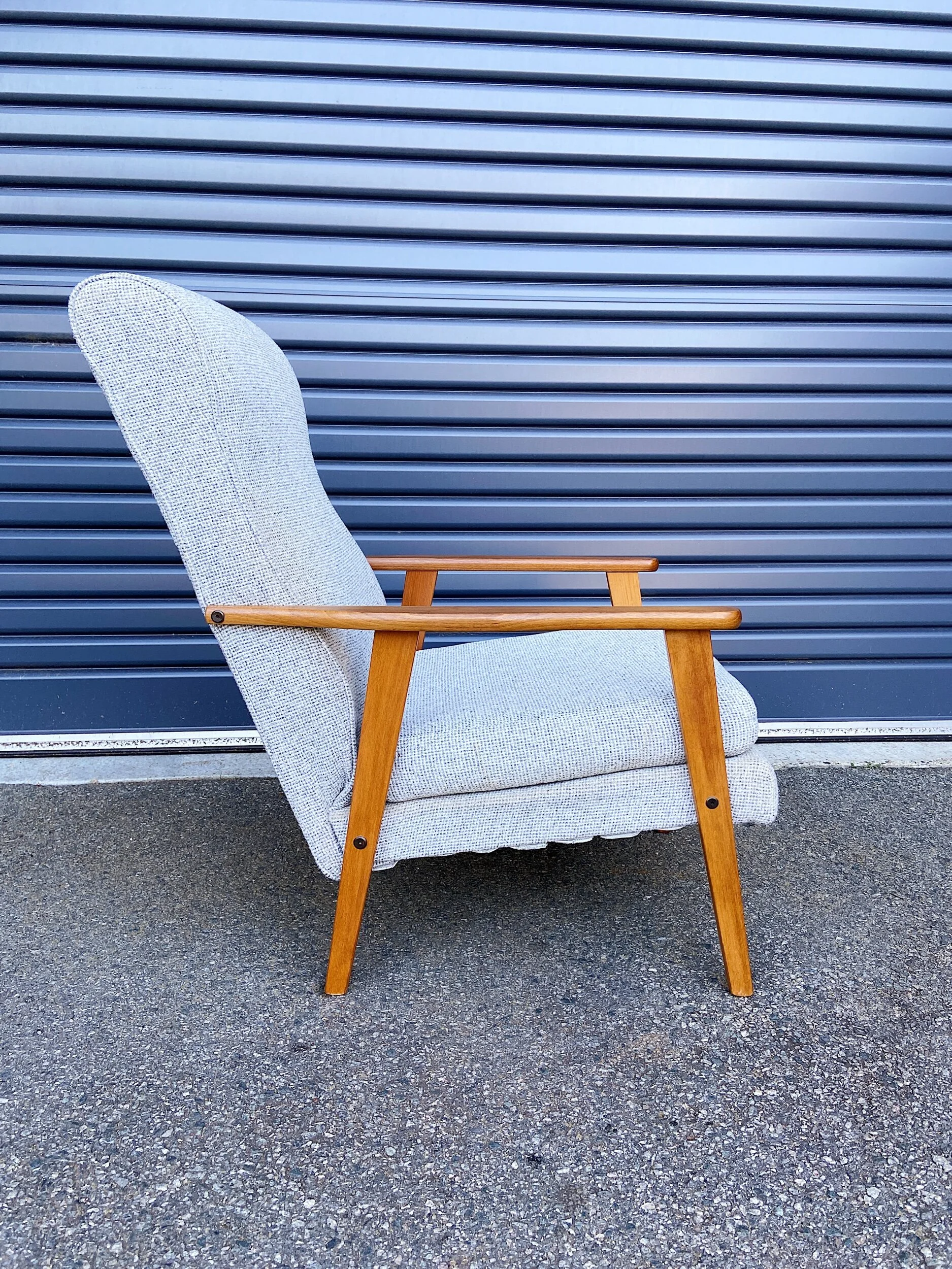 403C7856-1B60-48D7-809E-3FDB1C3813C8