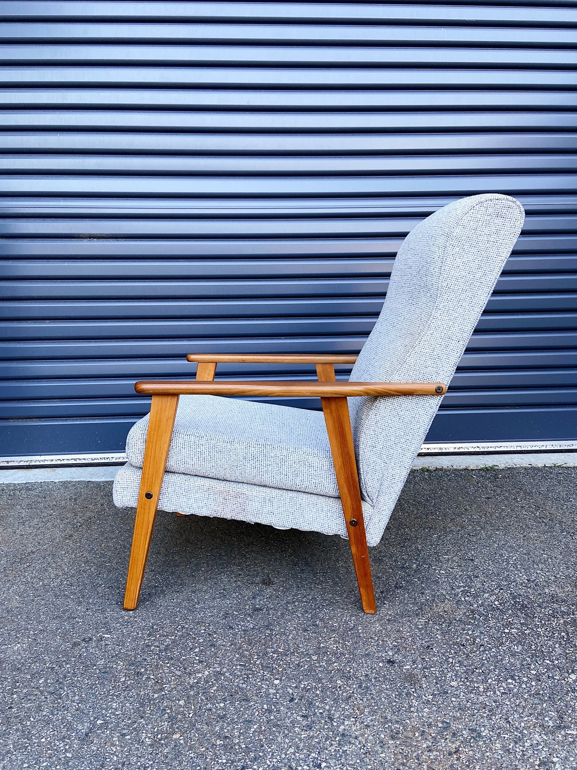 81A9AED0-95AA-4213-8625-27CB0D546F28