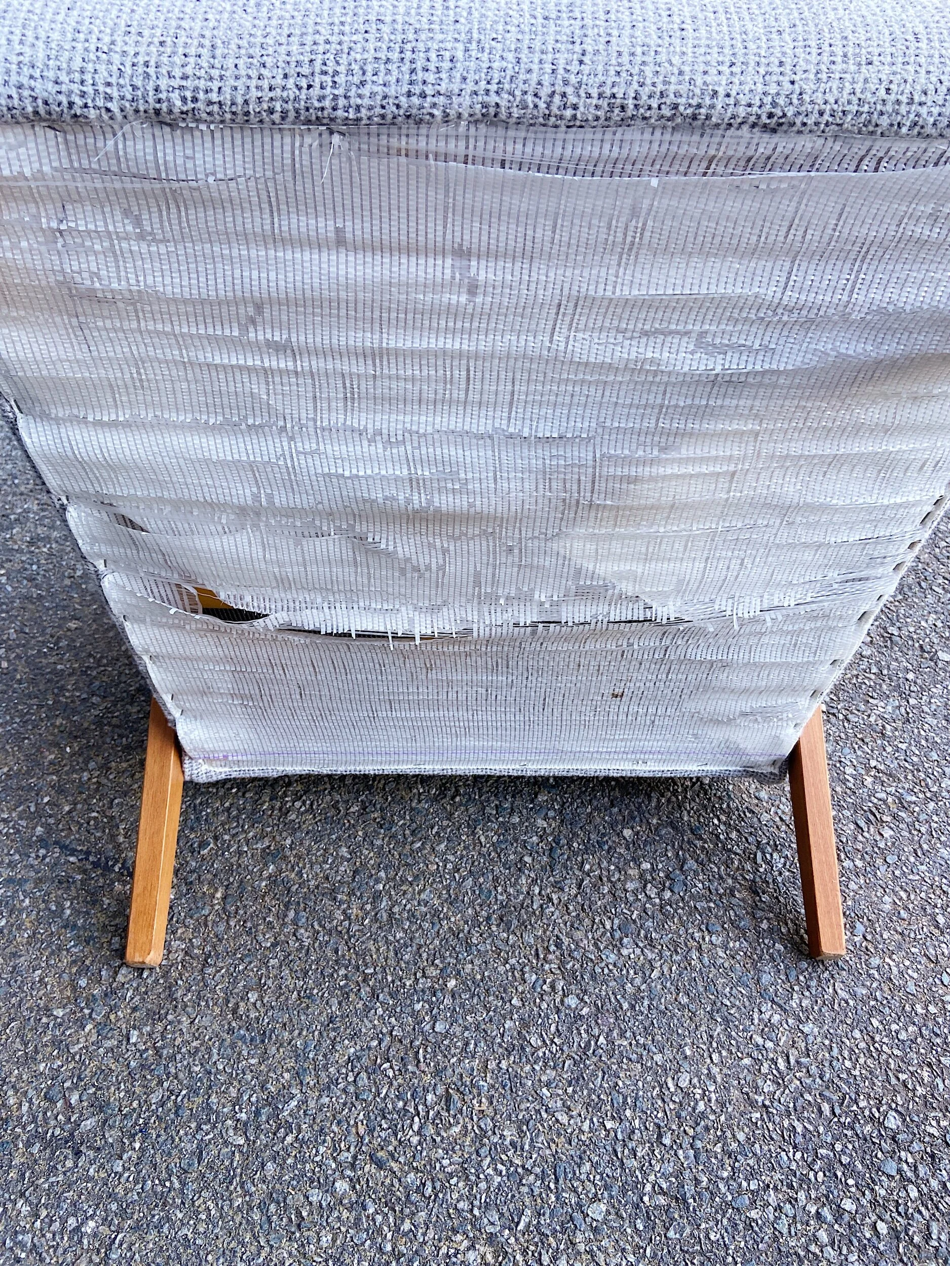 0ACF6614-A0B2-43BF-B227-3E3F306E6085