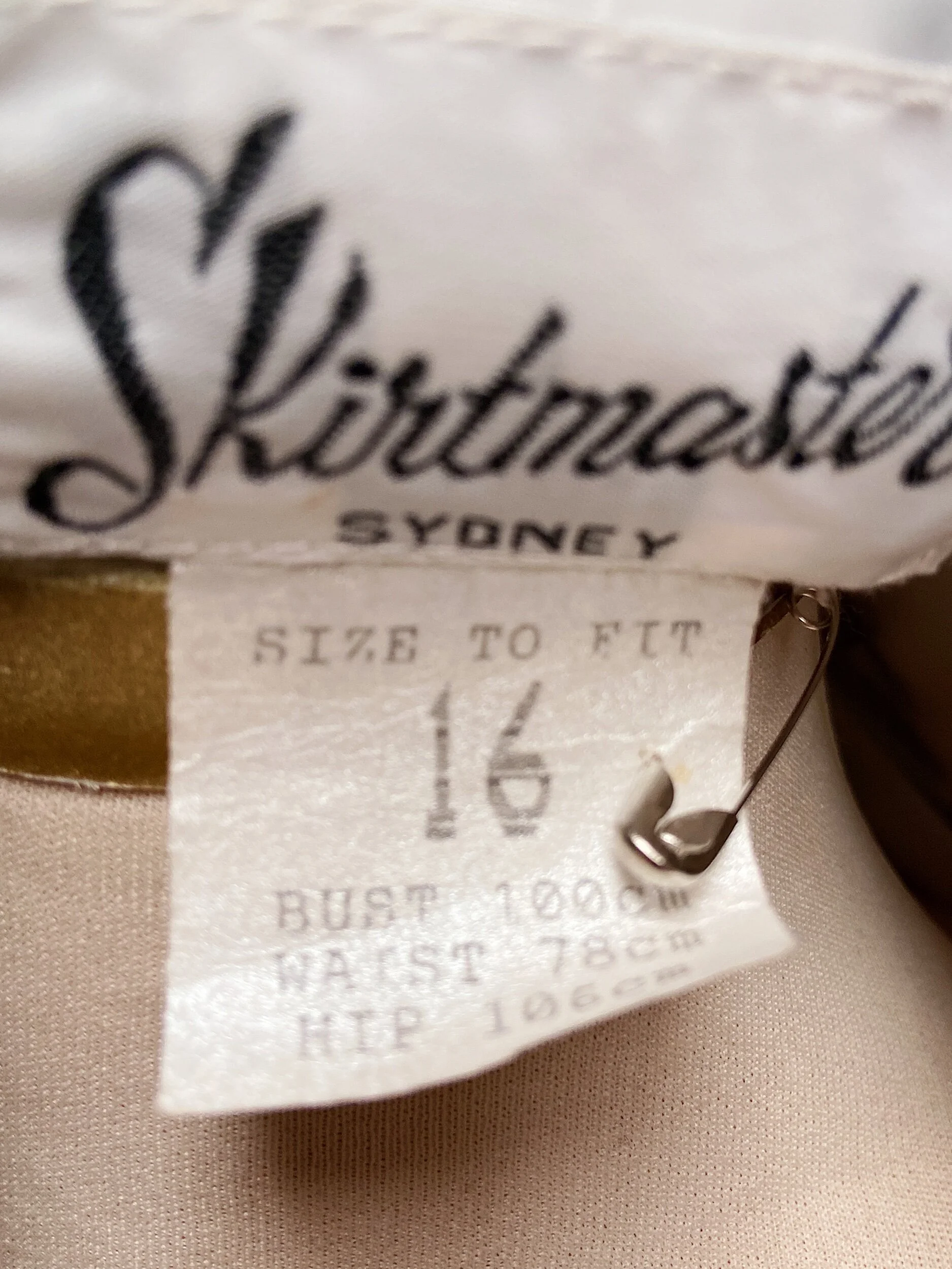 2E81BD7C-0113-4F0D-8730-5642150B93D0