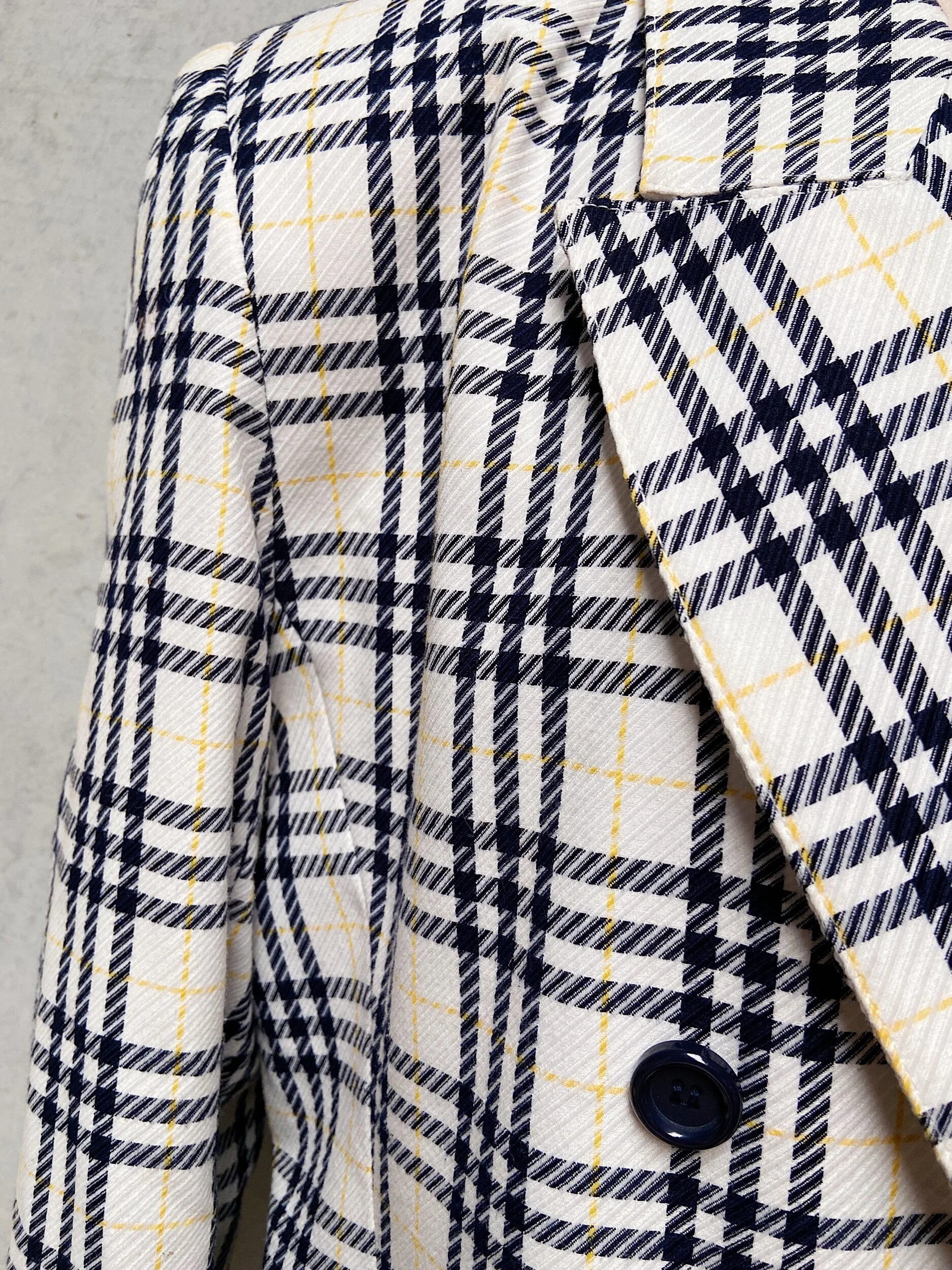 F4C7499B-5A42-42D2-9257-DB5DF89617FD