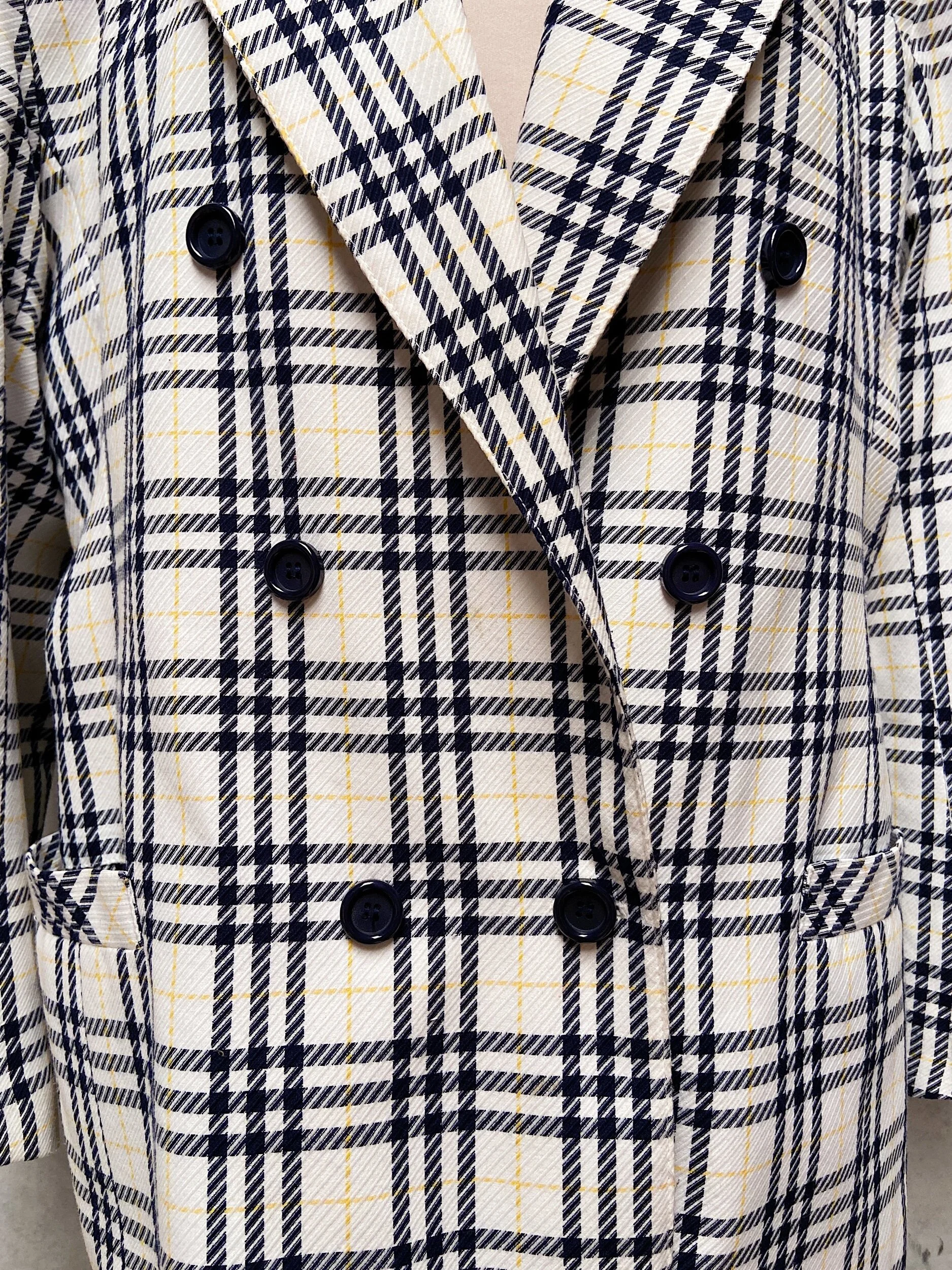 3FBFC181-2FC8-43A4-93B1-5A8B70888B71