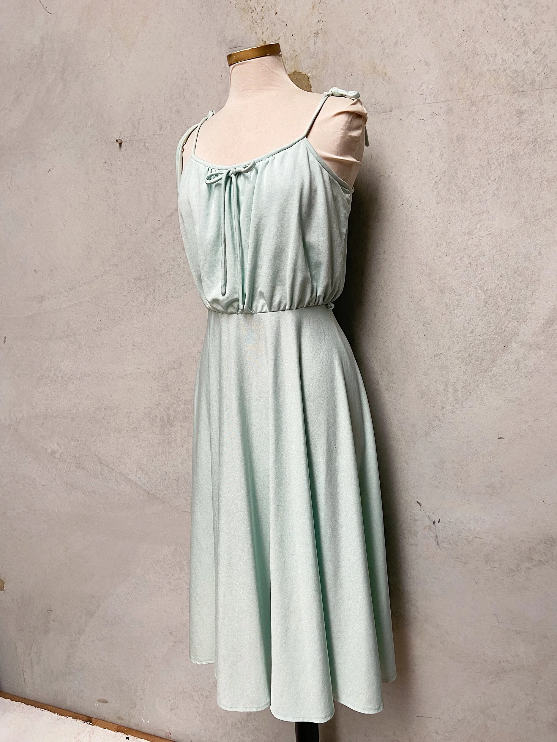 B5269BDE-8D74-4011-9577-AB594F3B1BF7