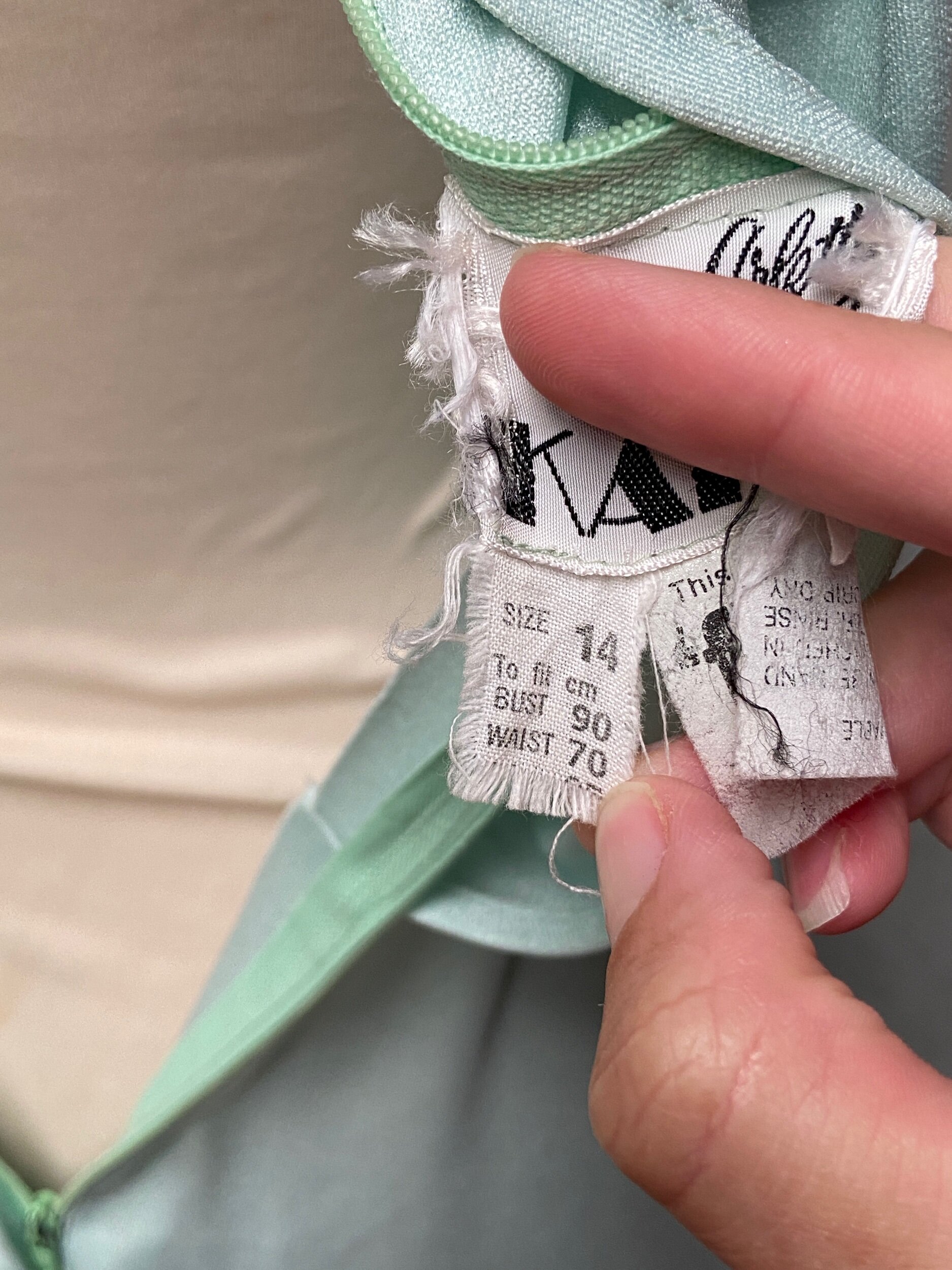 32CD6884-E5A2-4622-B075-F96727C3809A