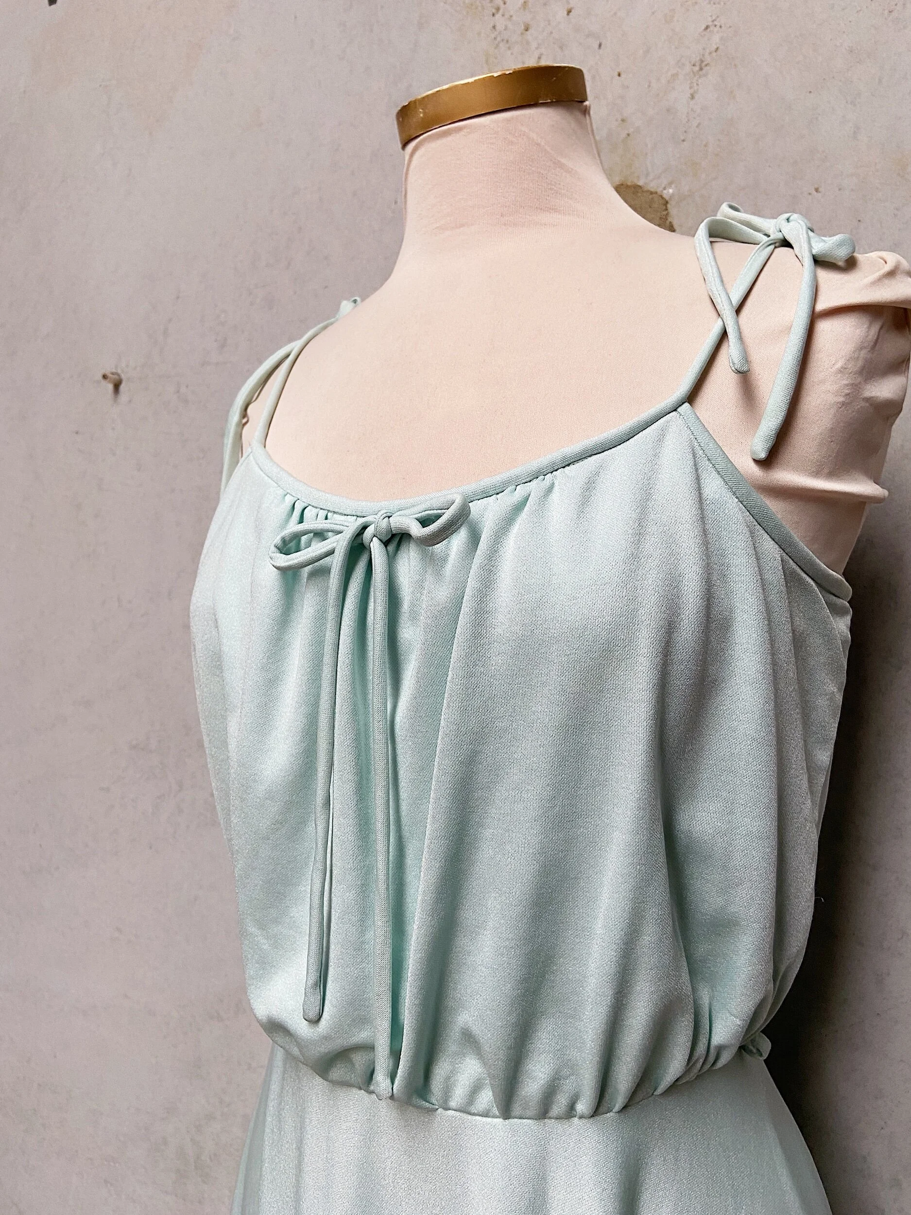 197ABD02-92B4-44EC-AADB-BAC8CBFAFF6F