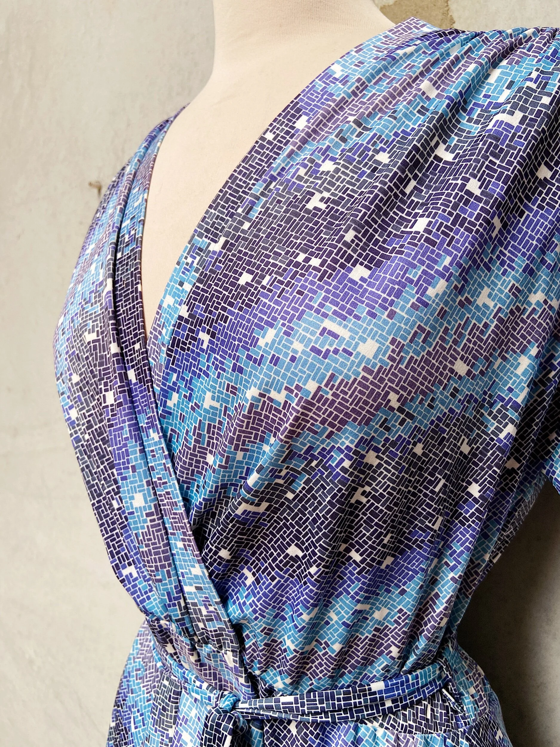 AAA8851B-67A0-402B-8B3A-E31BD95E5E84