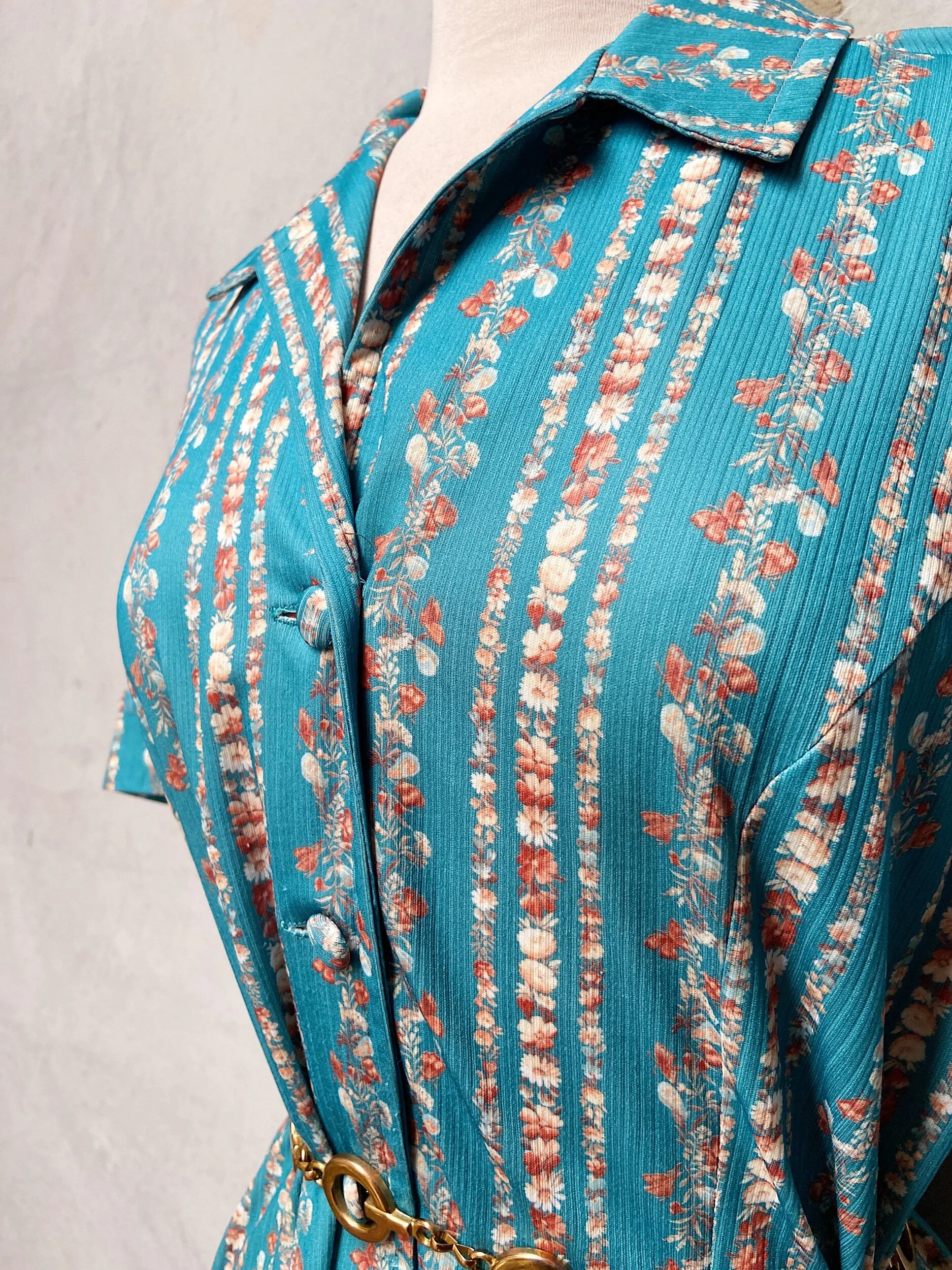 01853328-FC83-46F2-B06F-AF99FD455268