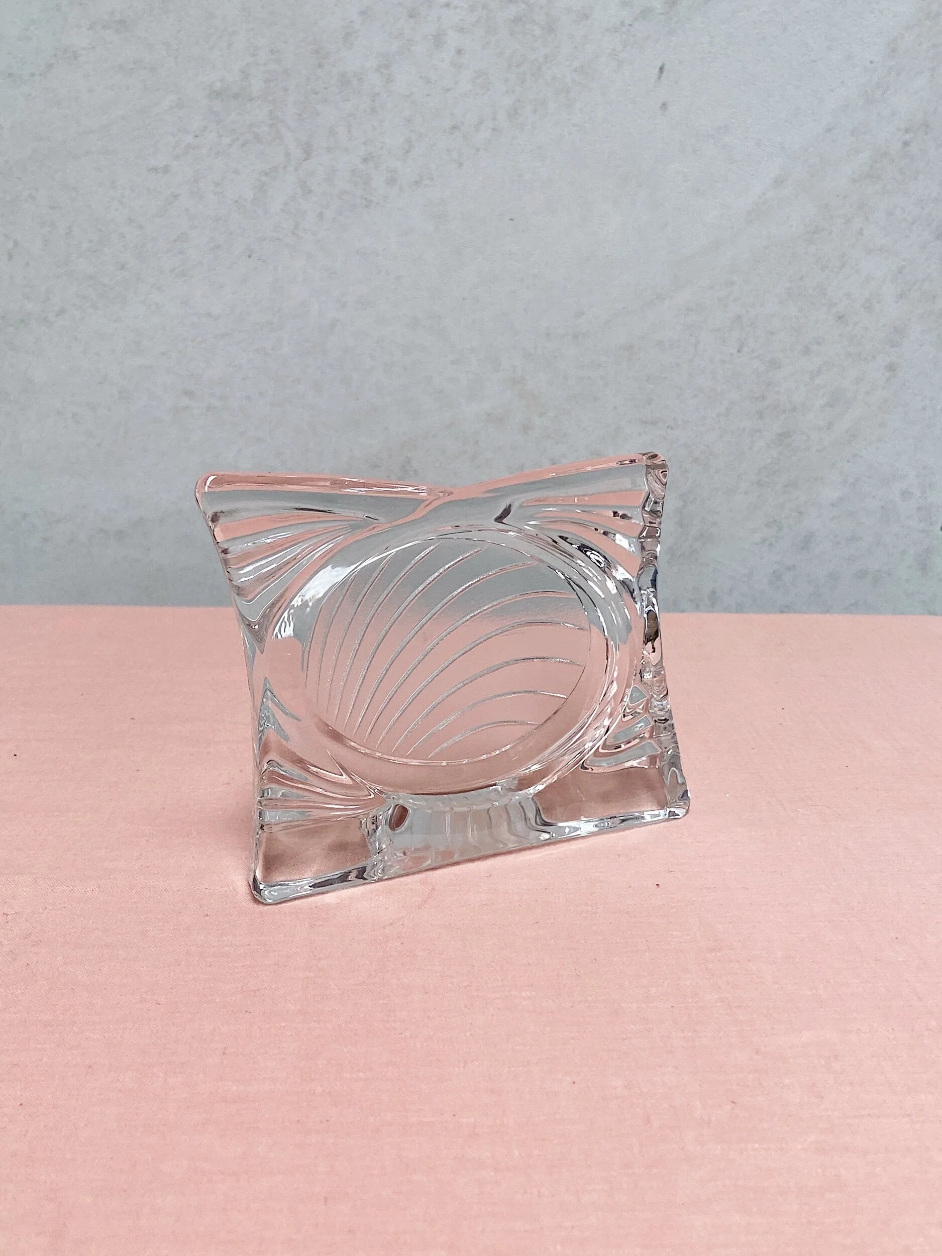 D98131BB-0FF4-427C-B836-0A2DCE24423E