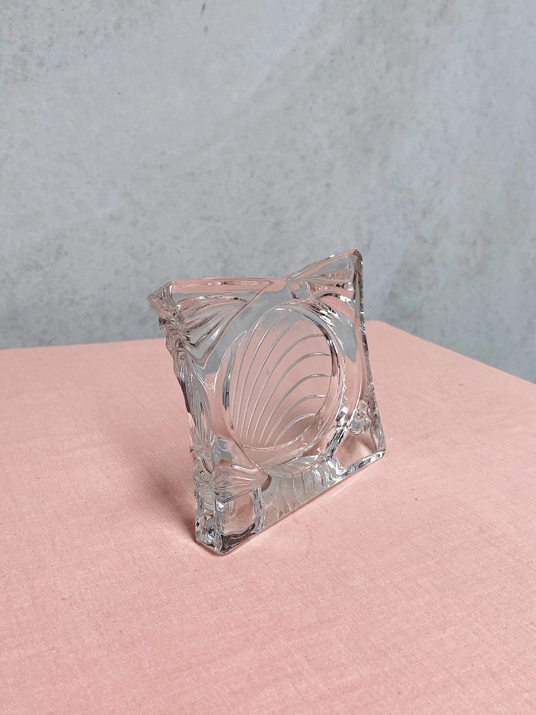 46AD9FCF-57D9-443A-AEE1-4D14A8F7D68D