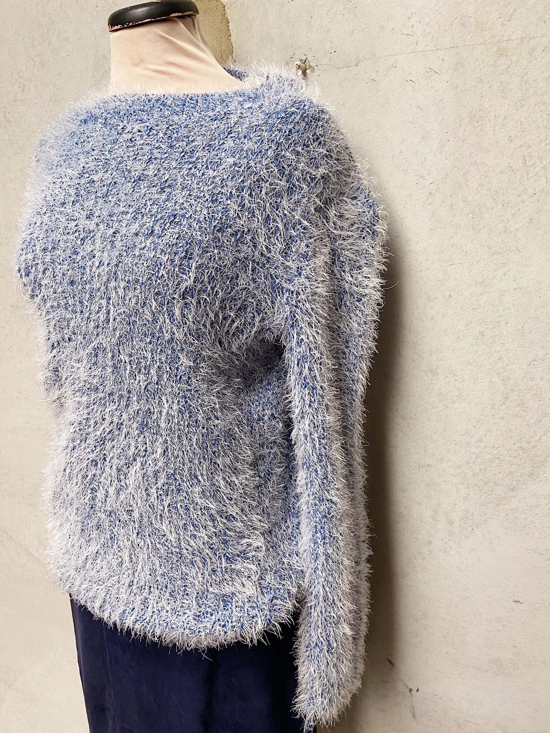 4F0FE966-5E78-45FE-A597-6FFDB83F5085