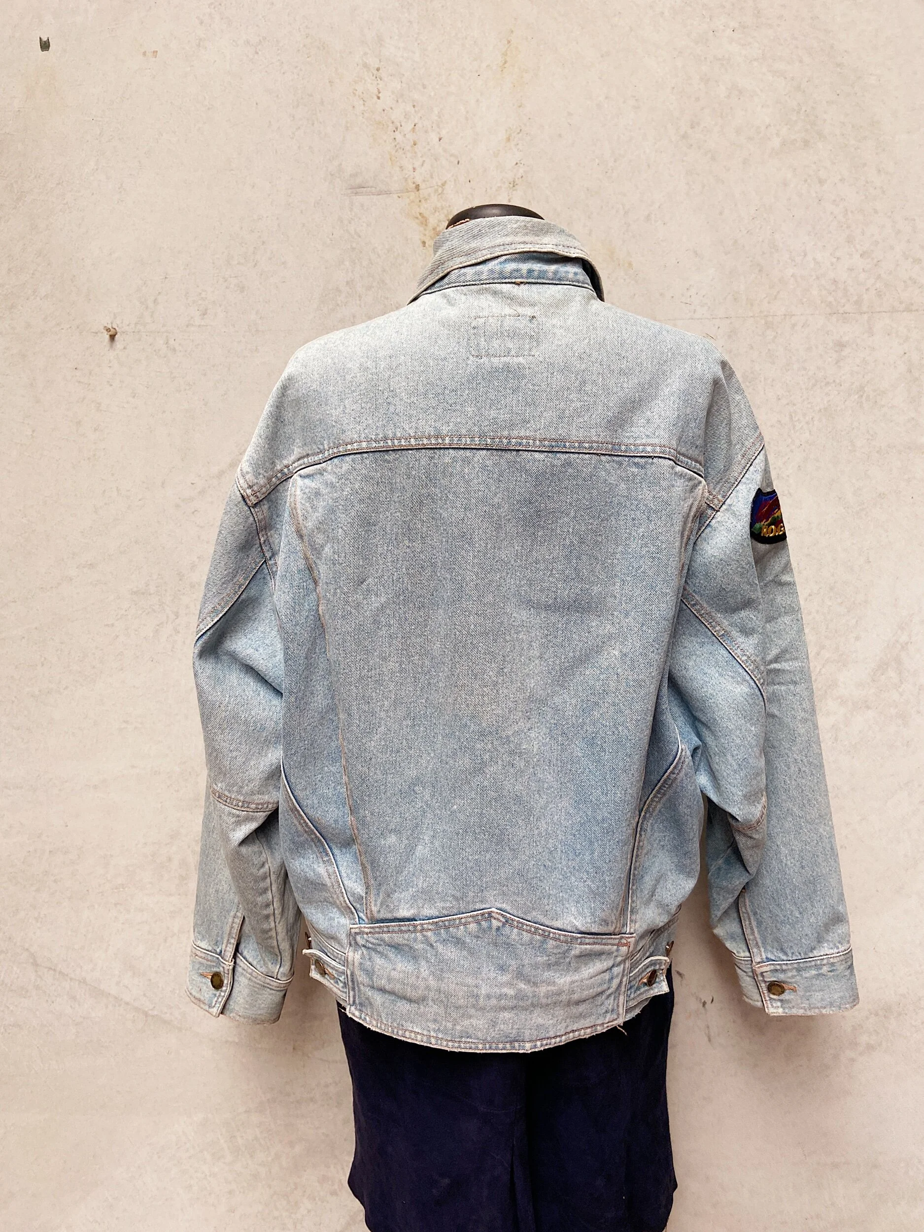 2BCF367F-2C6C-4BF4-A917-7B7377B3E737