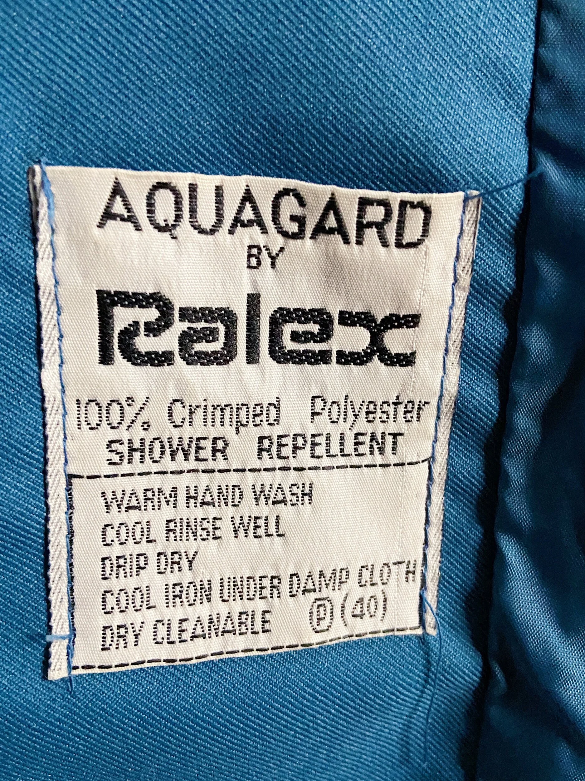 9948EC85-49E8-41E8-875B-058B908FBCA8