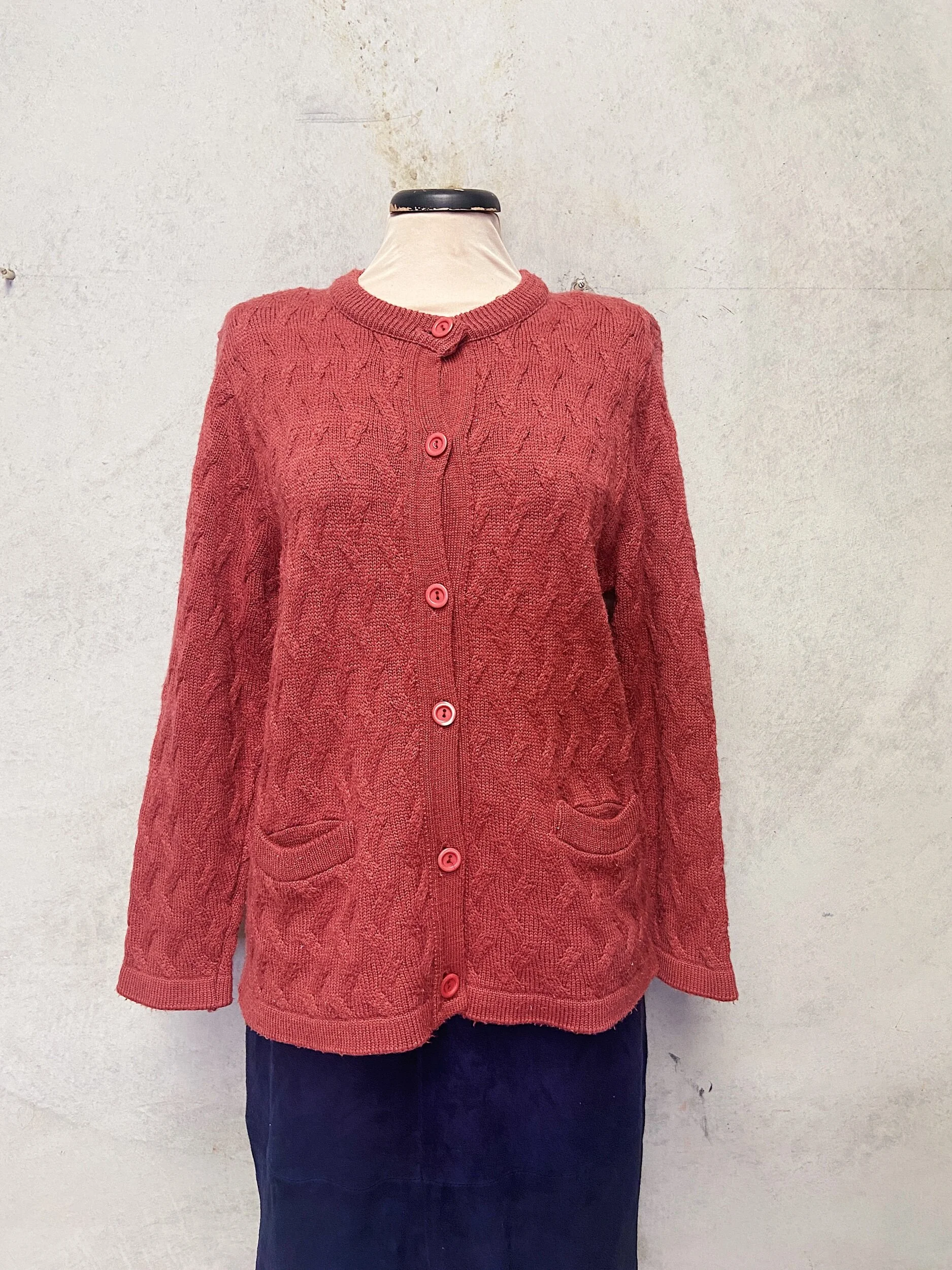 984C6A98-3820-42C3-AF58-BF1E59F97C2E