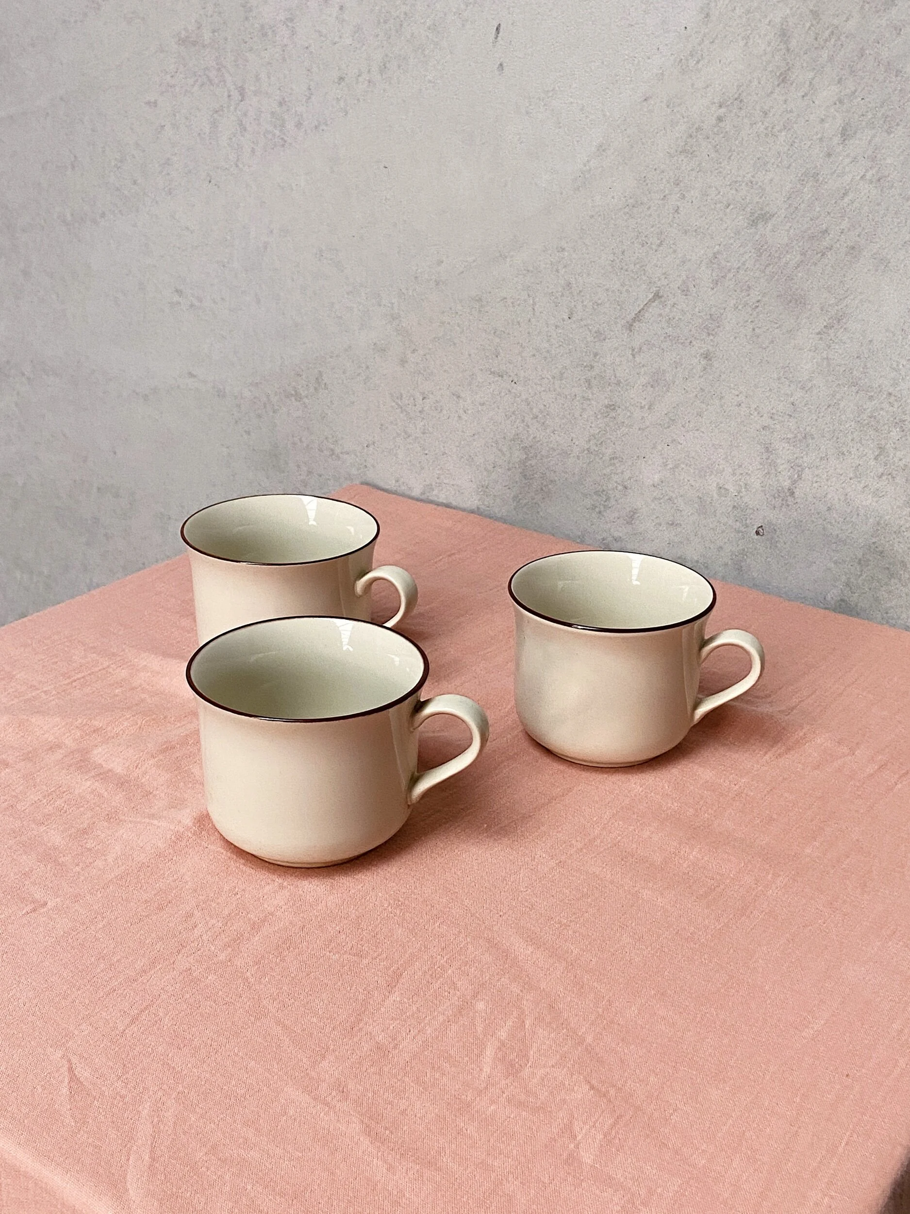 01107687-3DF8-4DB2-93F6-FFC9AB8E6D4D