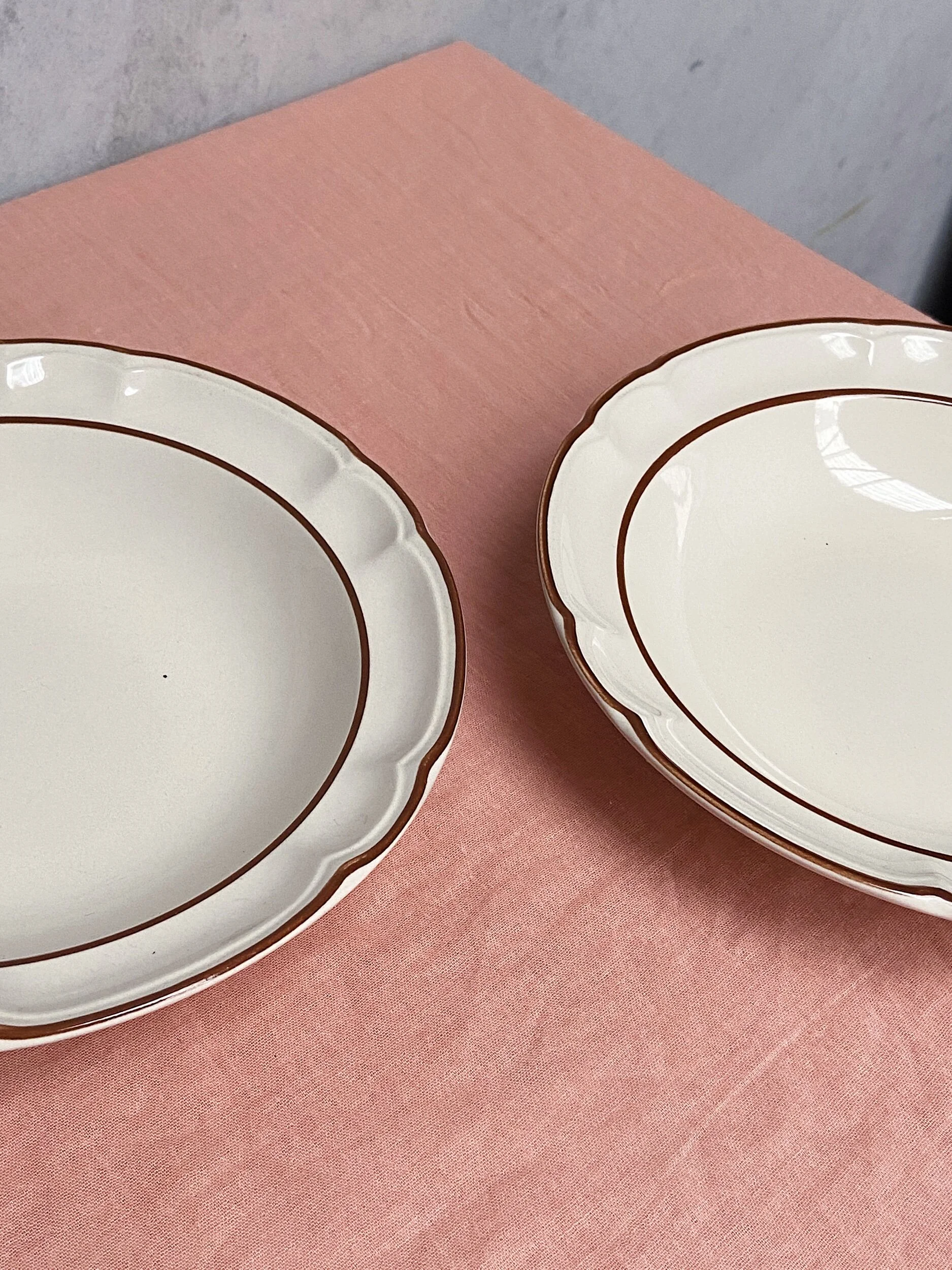 AA77D814-F4BA-4DFF-AB3B-05285A366752