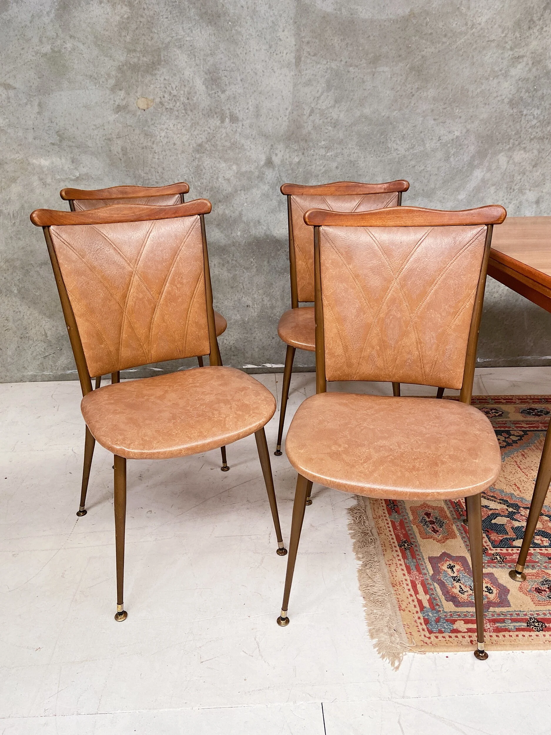 EB0FF5CF-CFA0-4F69-8294-48449E76FD00